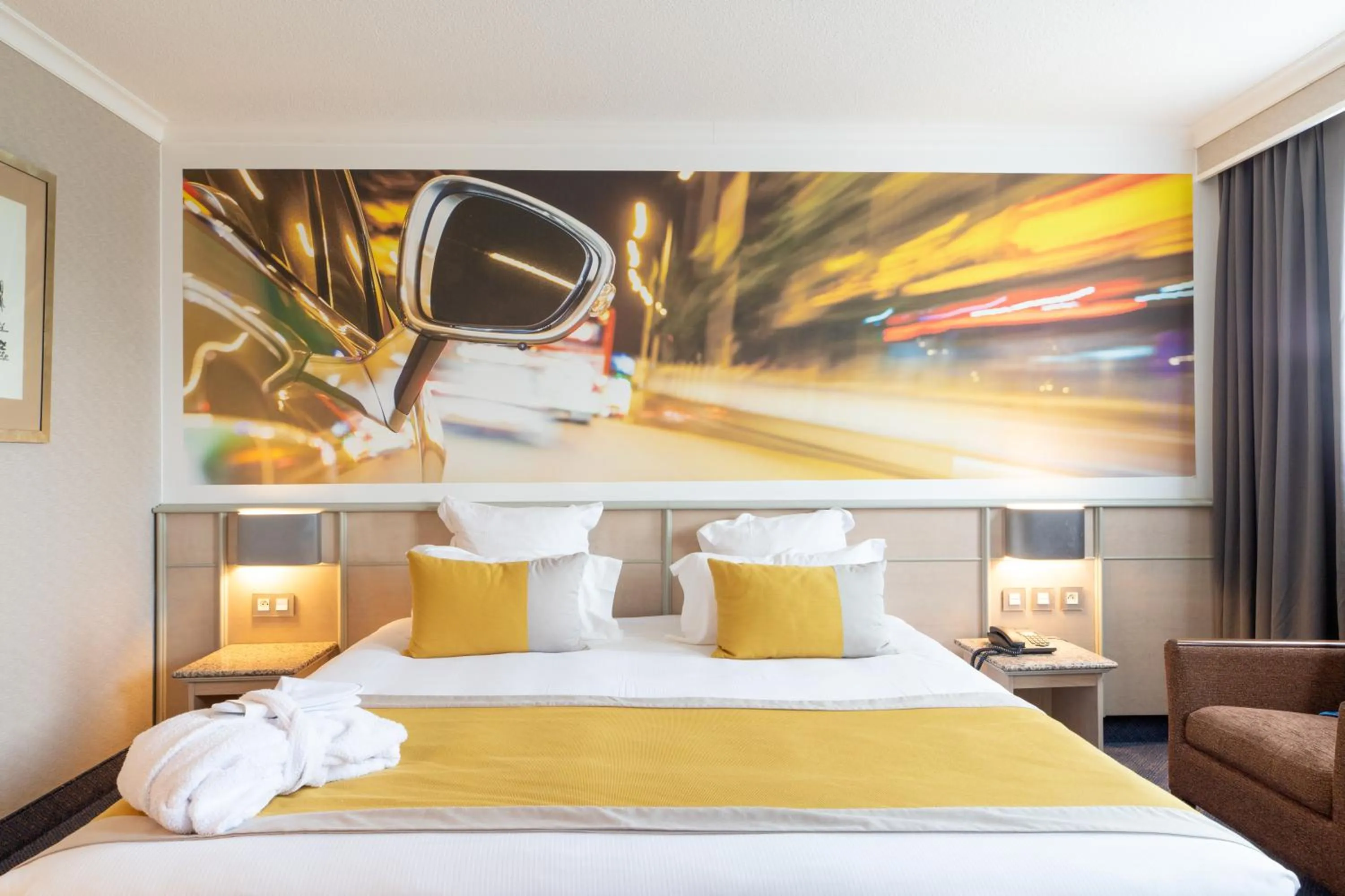 Photo of the whole room, Bed in Hotel Le Paddock