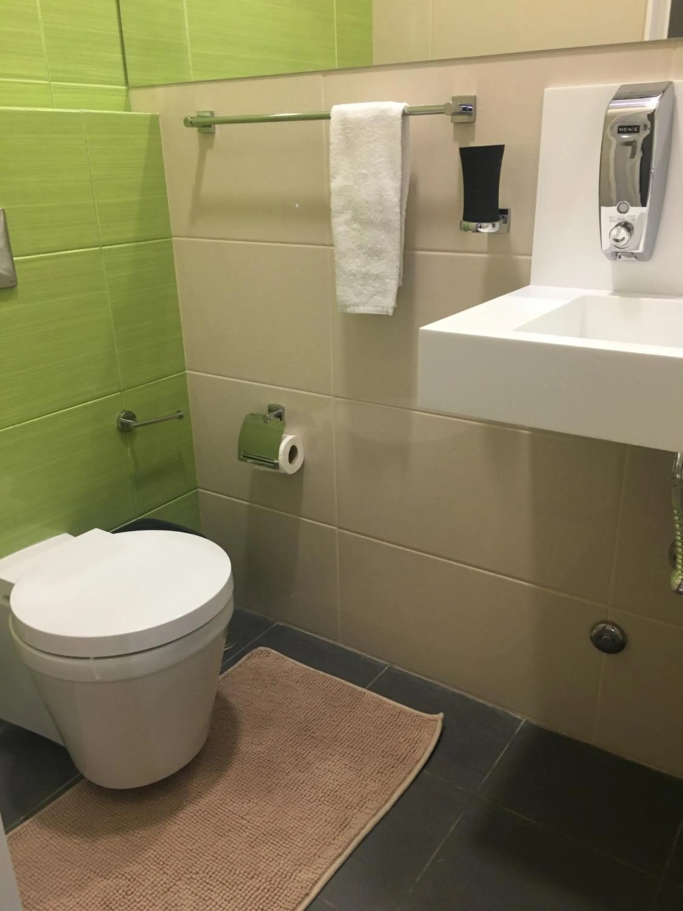 Marketplace Apartment 2