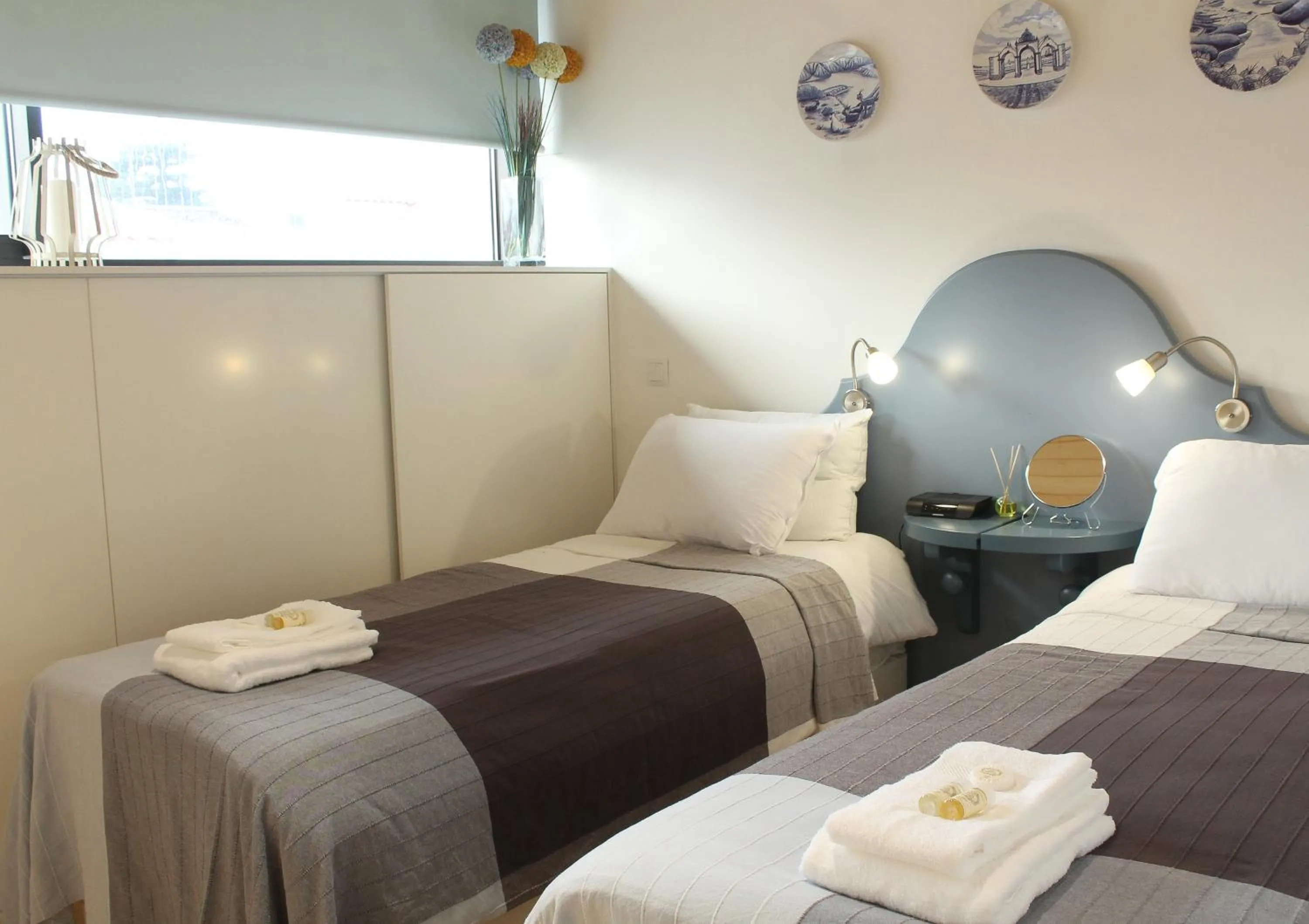 Bed in Marketplace Apartment 2