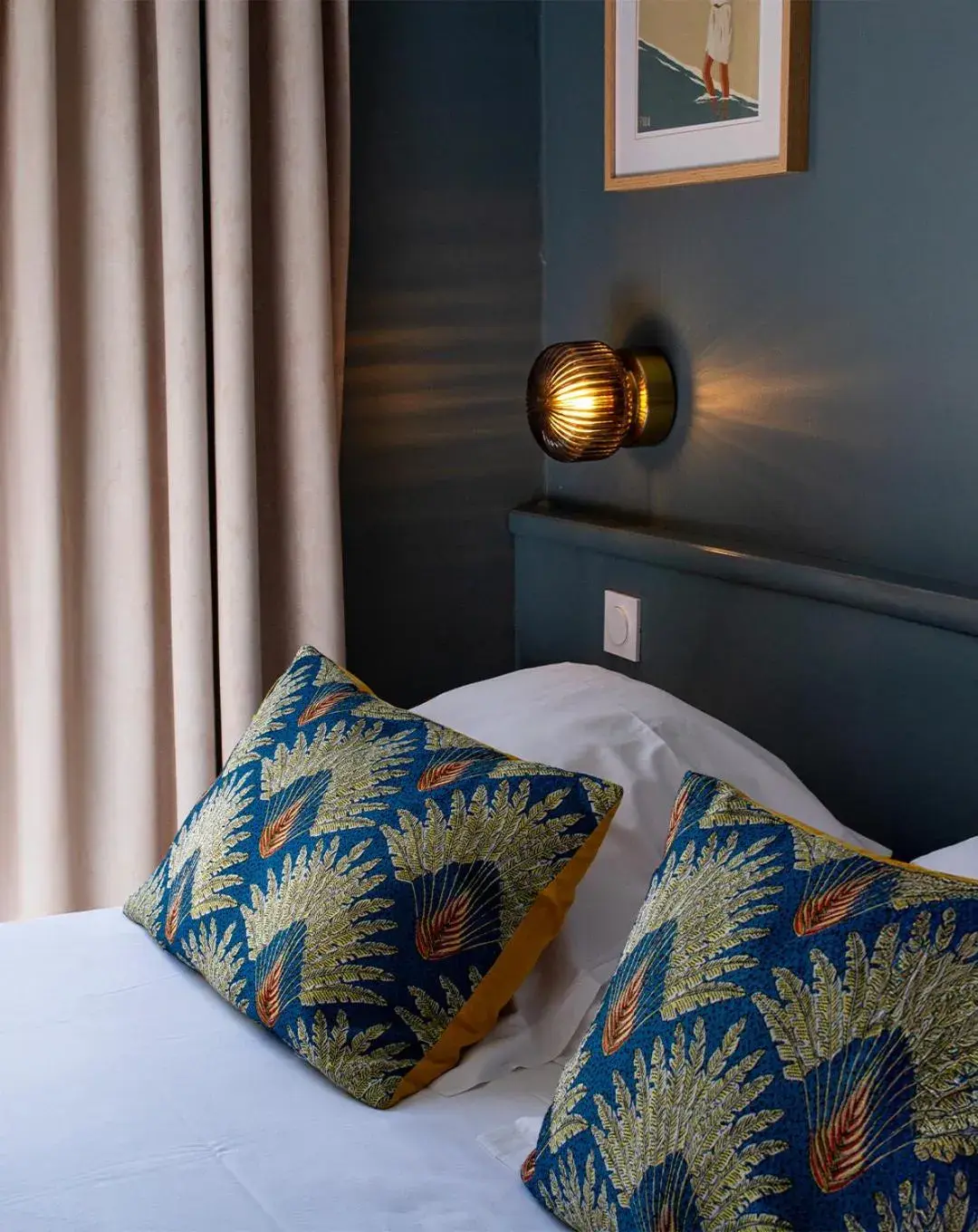 Bed in Hotel du Parc Bed in Hotel du Parc