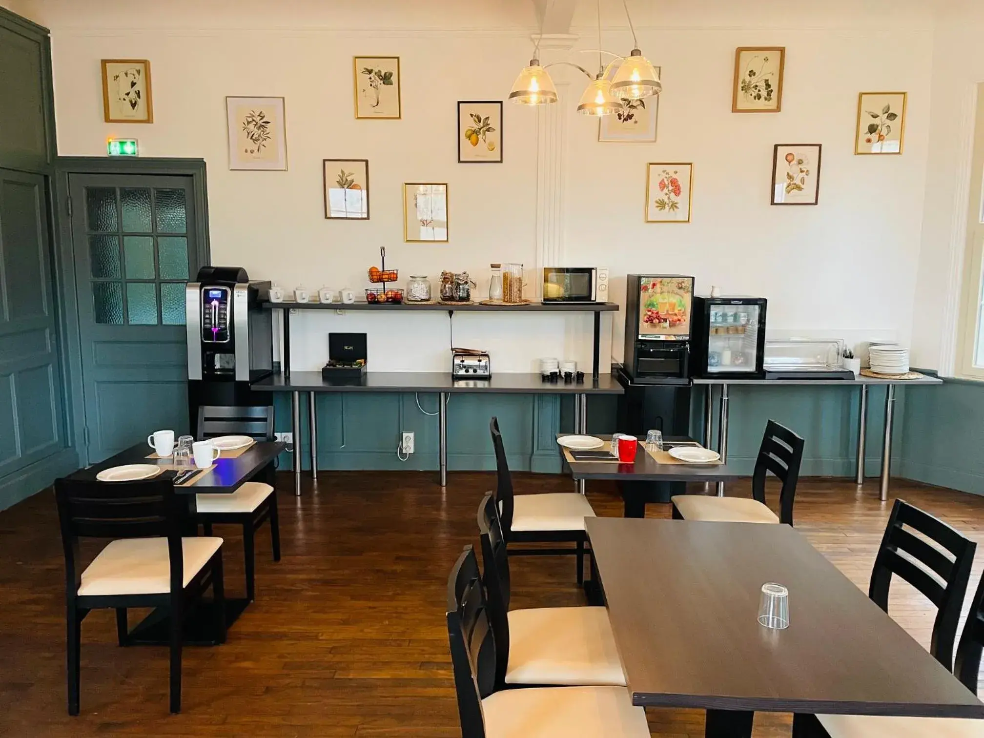 Breakfast in Hotel du Parc Breakfast in Hotel du Parc