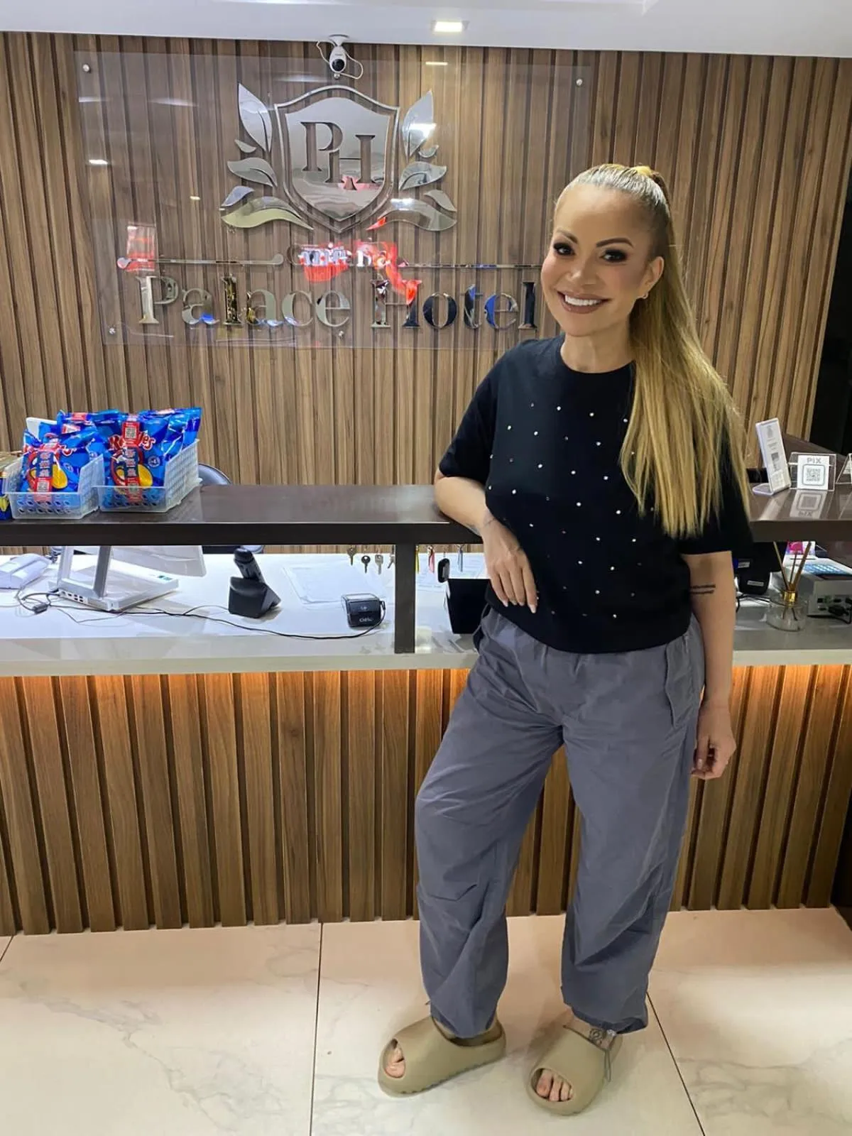 People in Goiana Palace Hotel - Fácil Acesso a Fábrica da JEEP