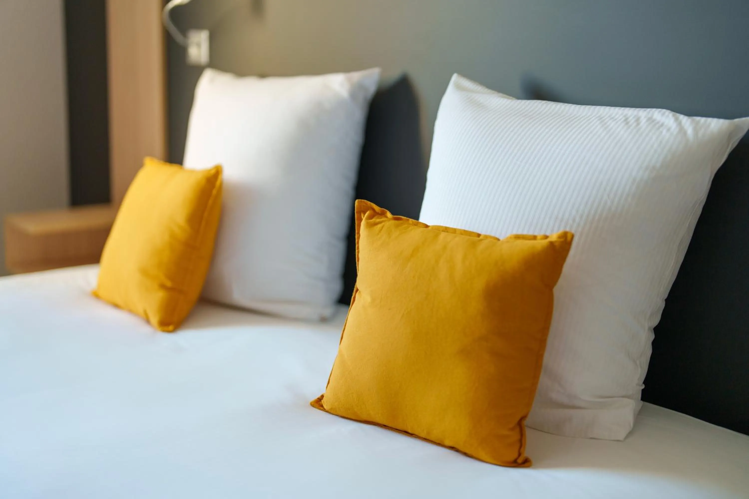 Bed in Logis Hôtel Restaurant Ritter'Hoft