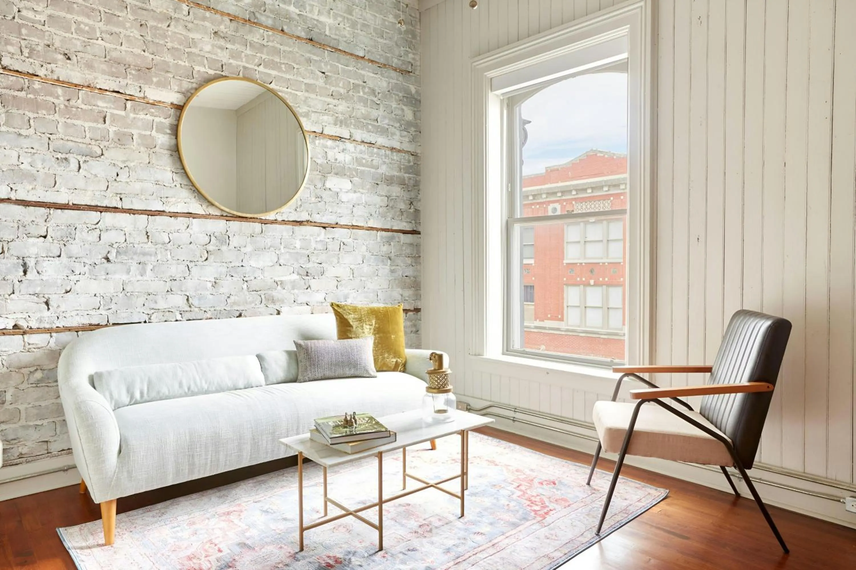 Living room in Sonder by Marriott Bonvoy The Broughton Apartments Historic District