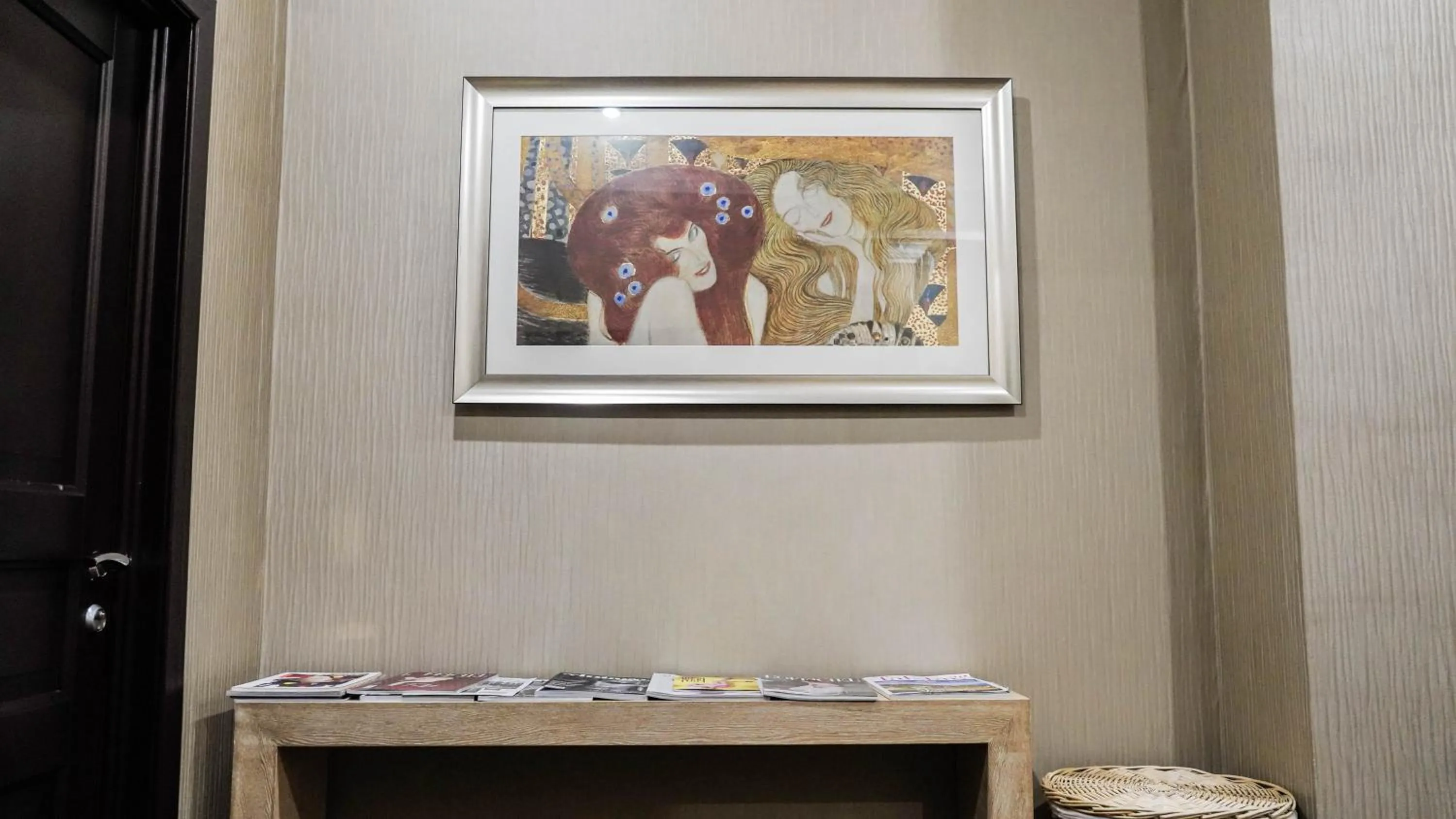 Seating area in JELSOMINOHotel