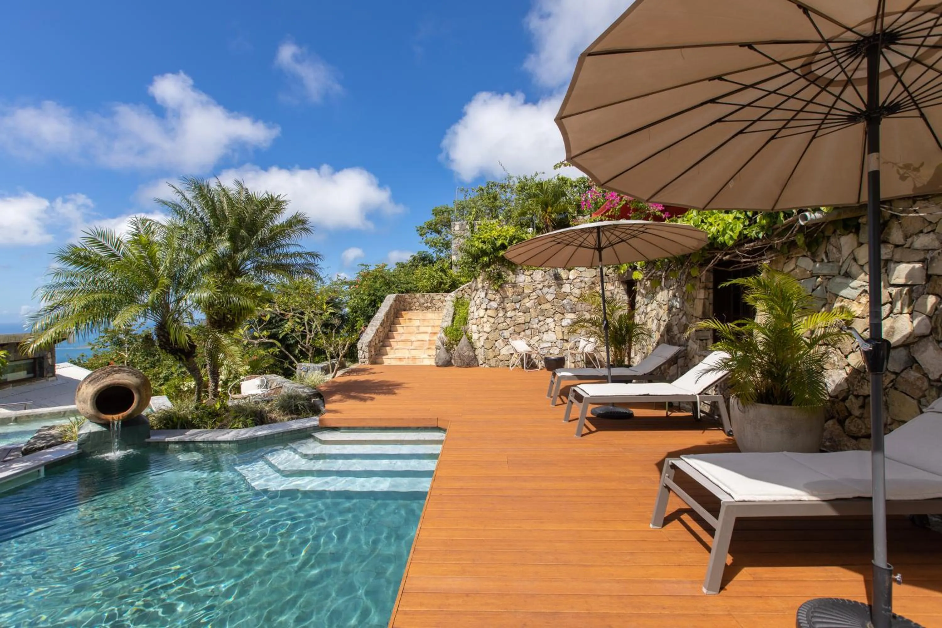 Patio in The Paradise Peak Adults only