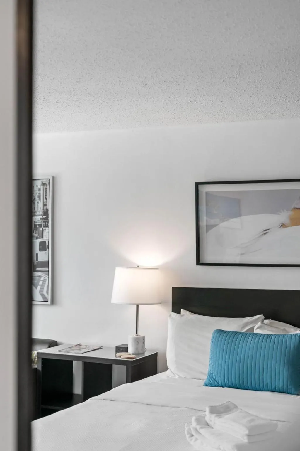 Bed in Studios On 25th by BCA Furnished Apartments