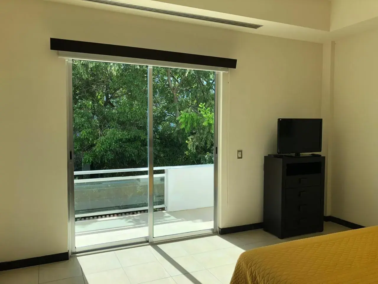 Suite in San Pedro Hotel, 5ta Avenida Suite in San Pedro Hotel, 5ta Avenida