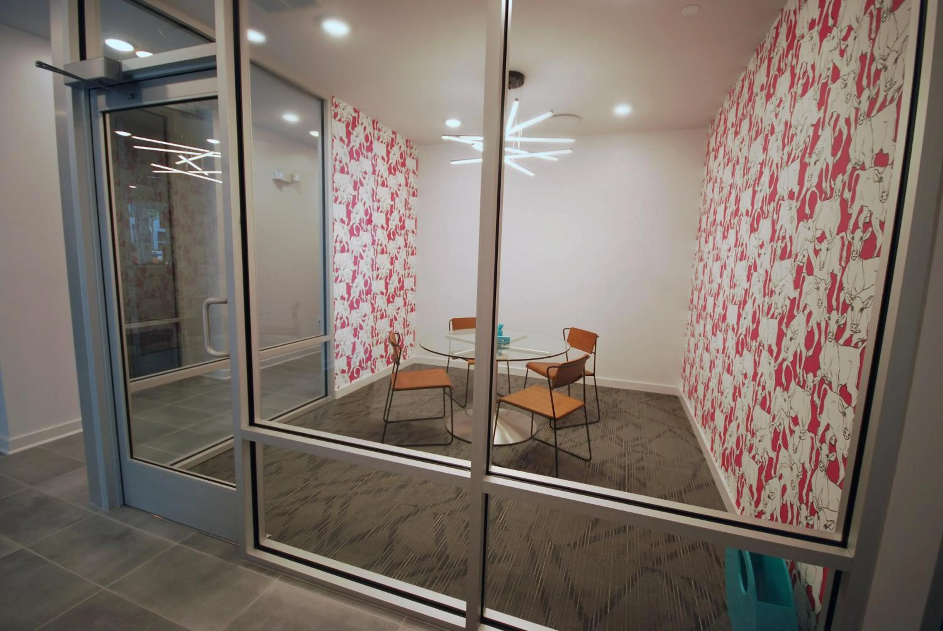 Business facilities in Spectacular Apartments by BCA Furnished Apartments