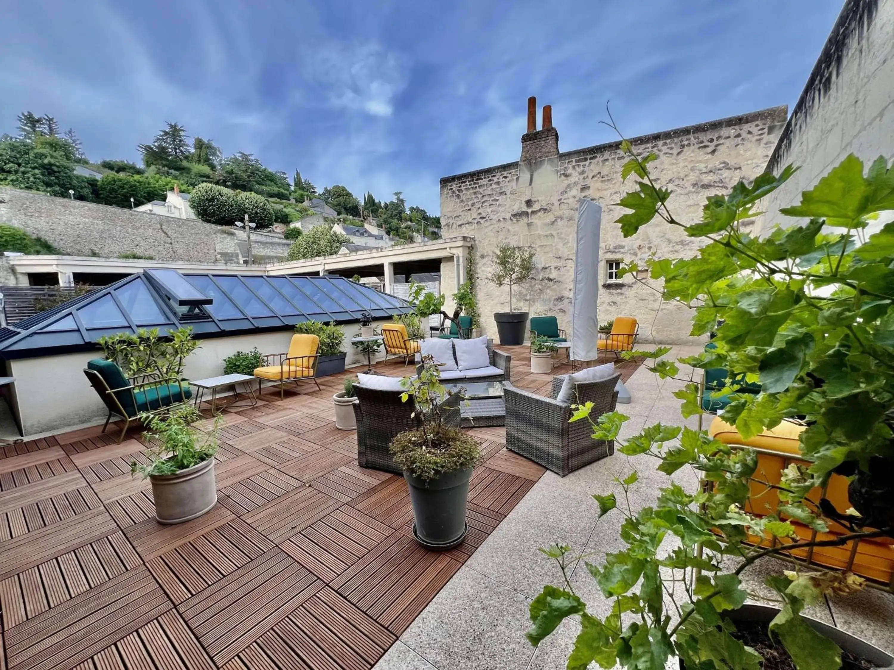 Property building in Best Western Hôtel De France Property building in Best Western Hôtel De France