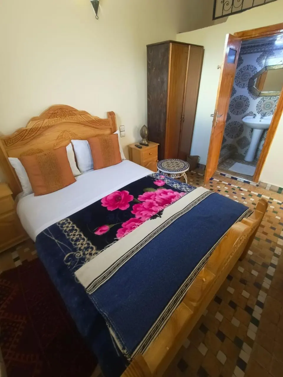 Bedroom, Bed in Riad lala Drissia