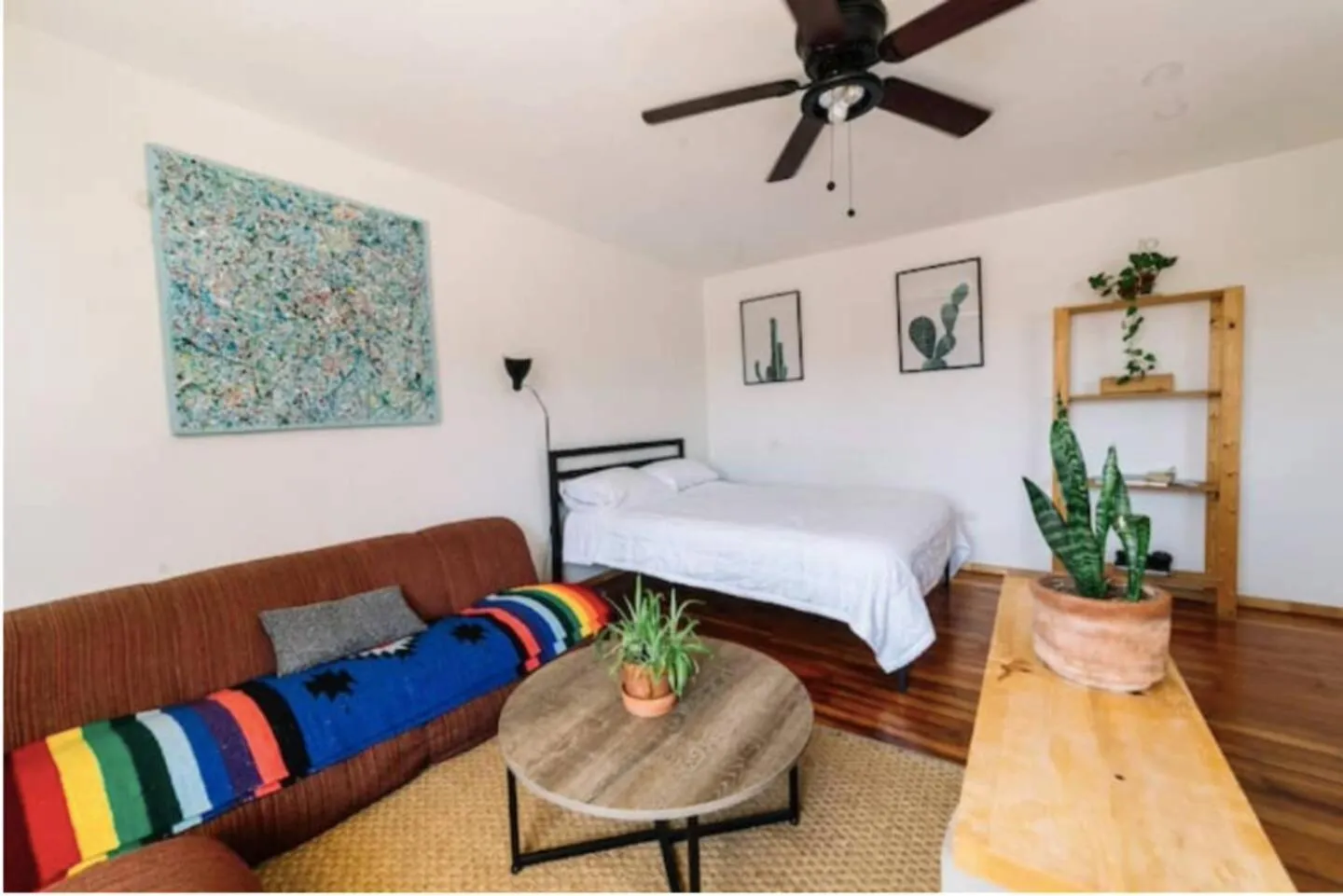 Bed in Coyote Lofts-Estacion Federal