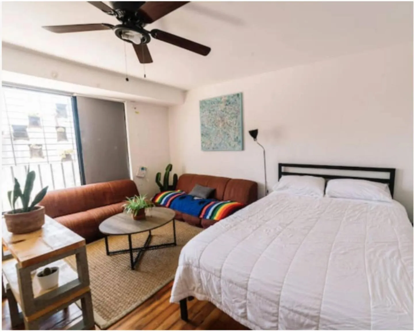Bed in Coyote Lofts-Estacion Federal