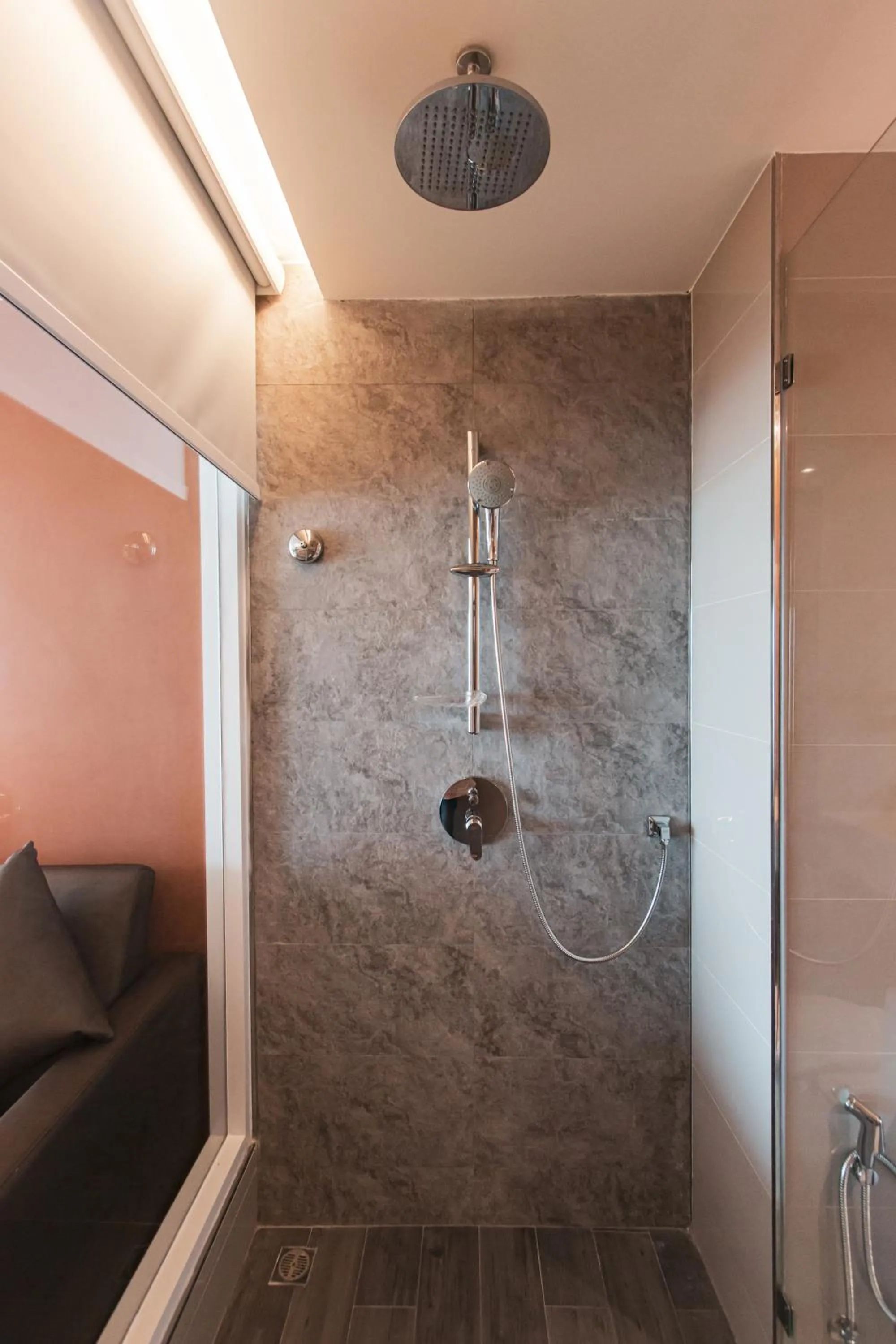 Bathroom in Rachabhura Hotel