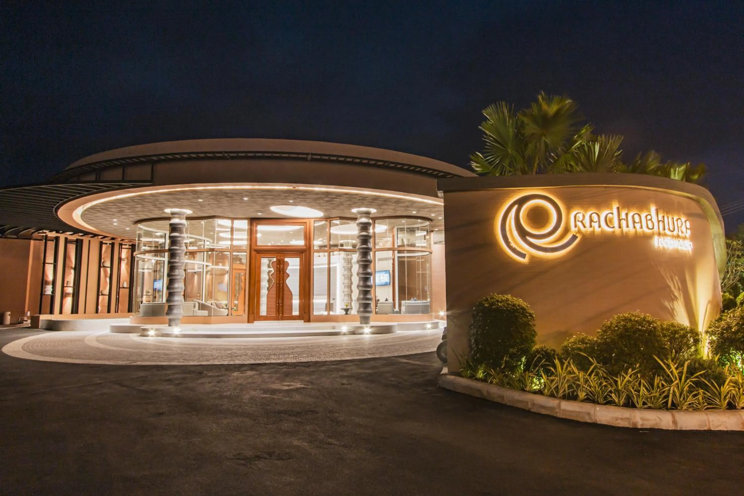 Lobby or reception in Rachabhura Hotel