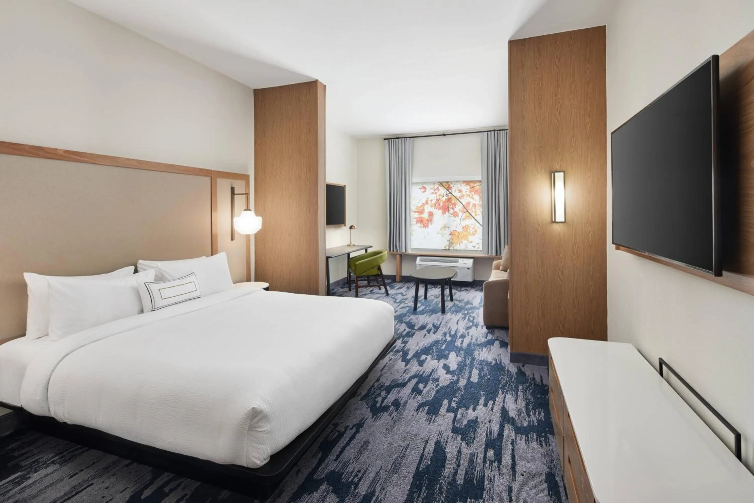 Bedroom, Bed in Fairfield Inn & Suites by Marriott Raleigh Wake Forest