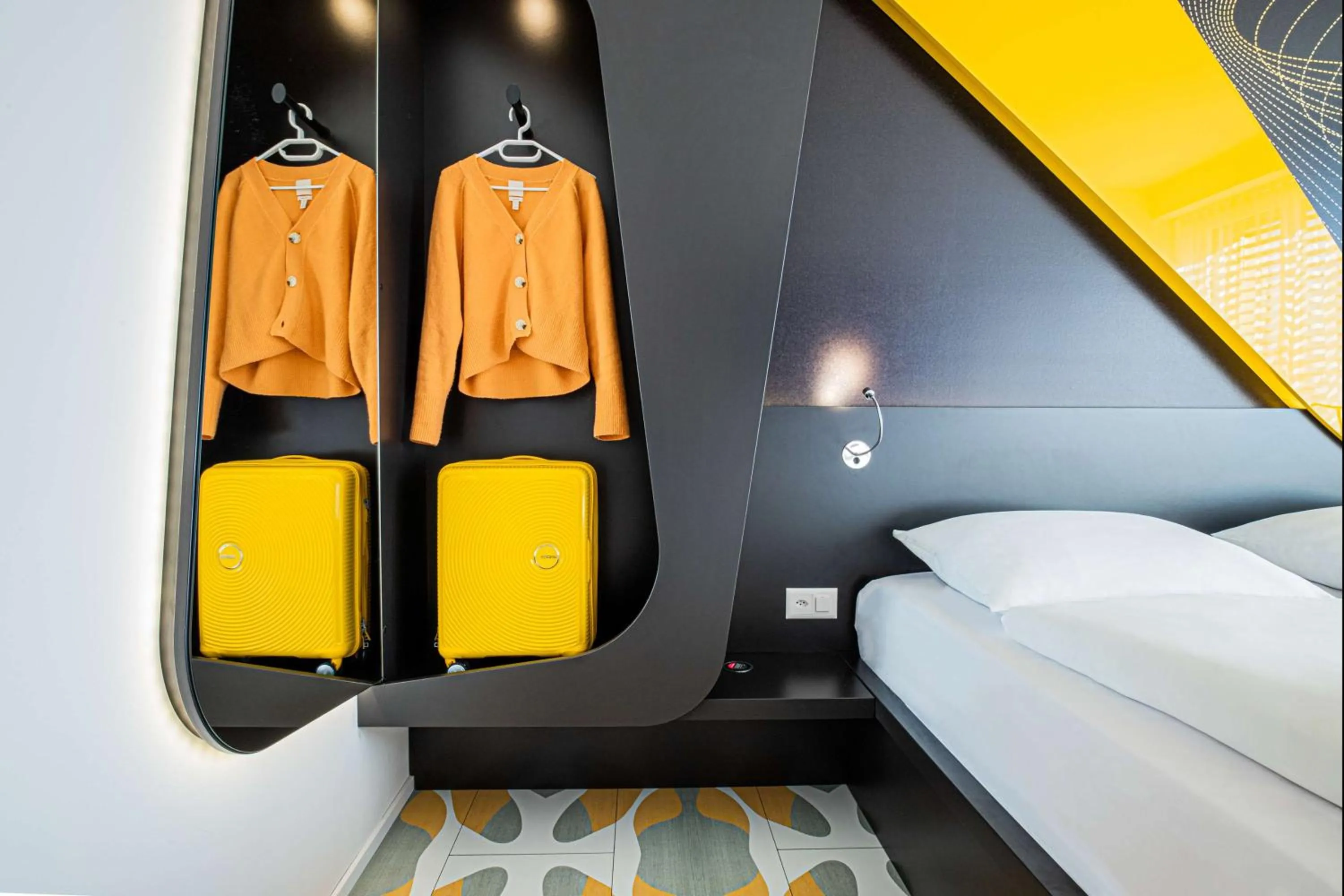 Bedroom, Bed in Prize by Radisson, Bern City