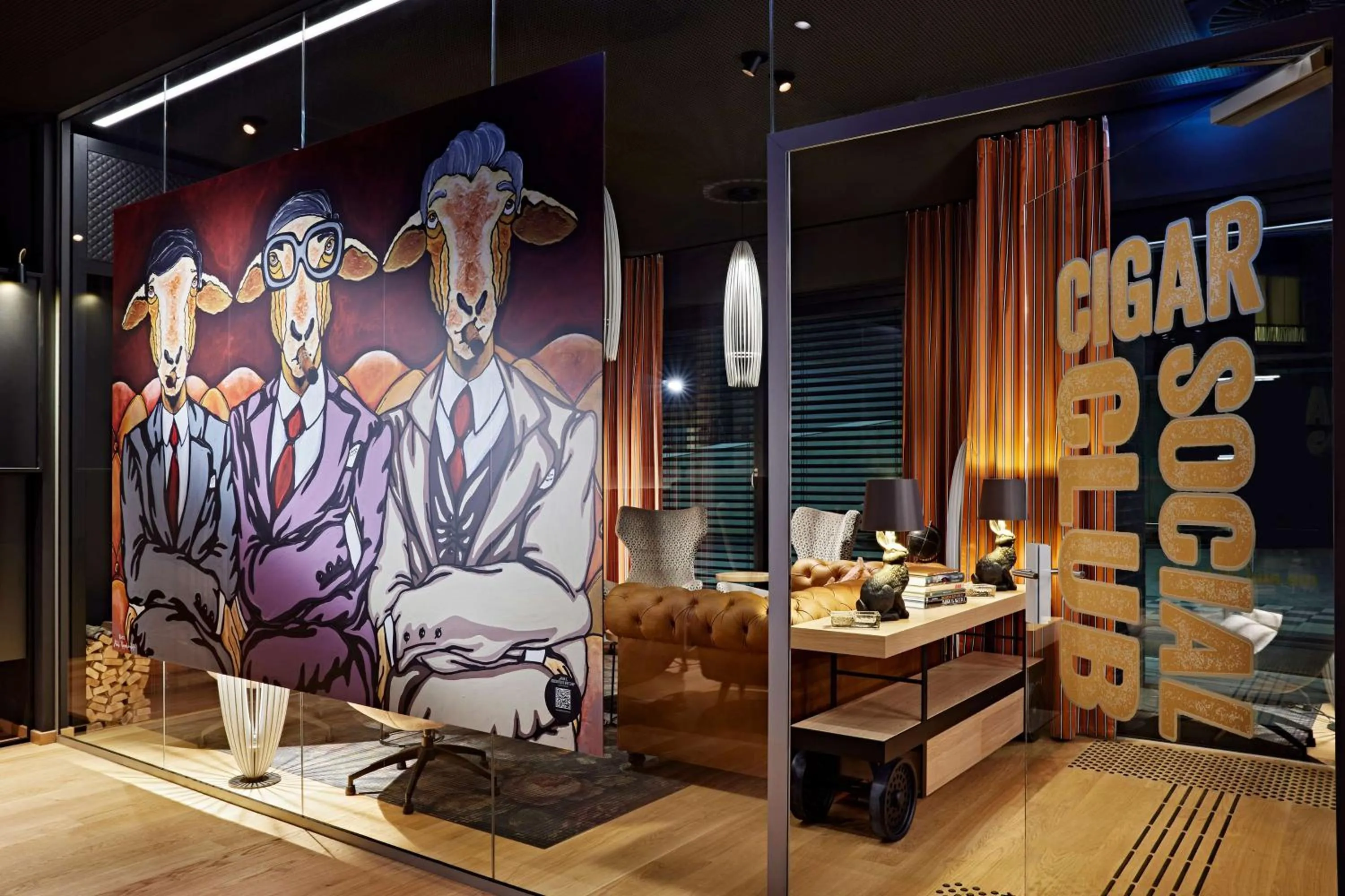 Lounge or bar in Me and All Hotel Dusseldorf Oberkassel, by Hyatt