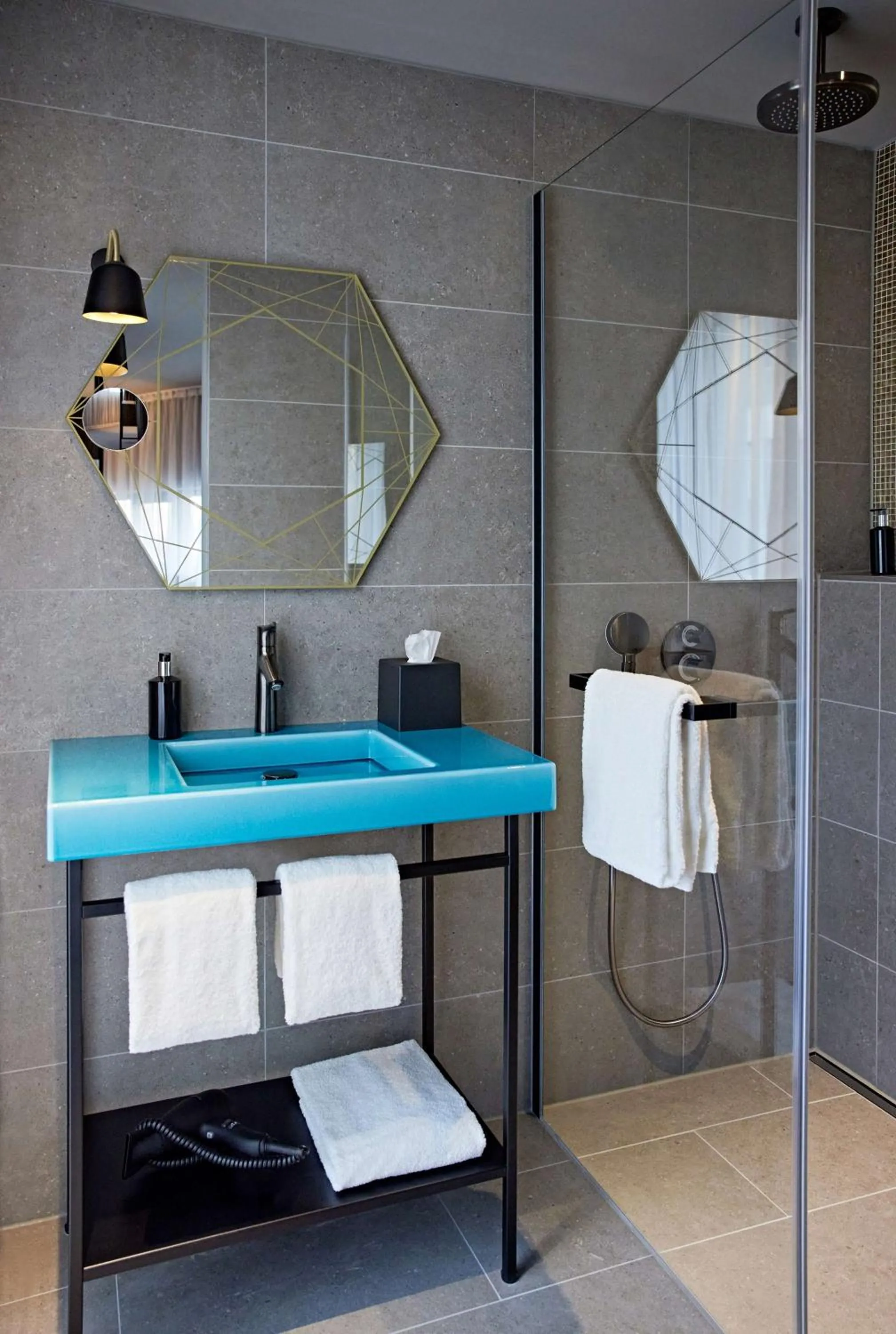 Bathroom in Me and All Hotel Dusseldorf Oberkassel, by Hyatt