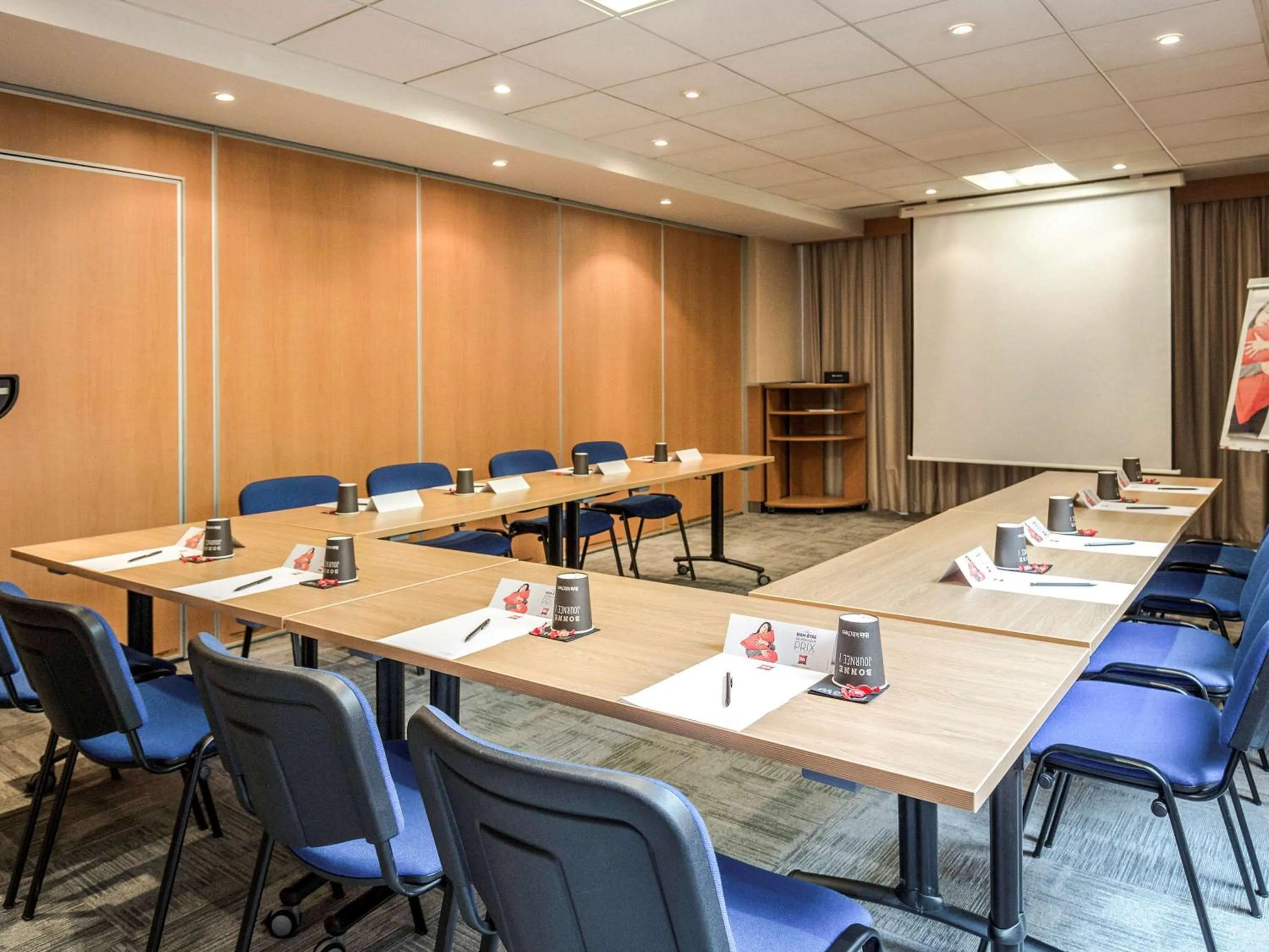 On site in ibis Cannes Mandelieu