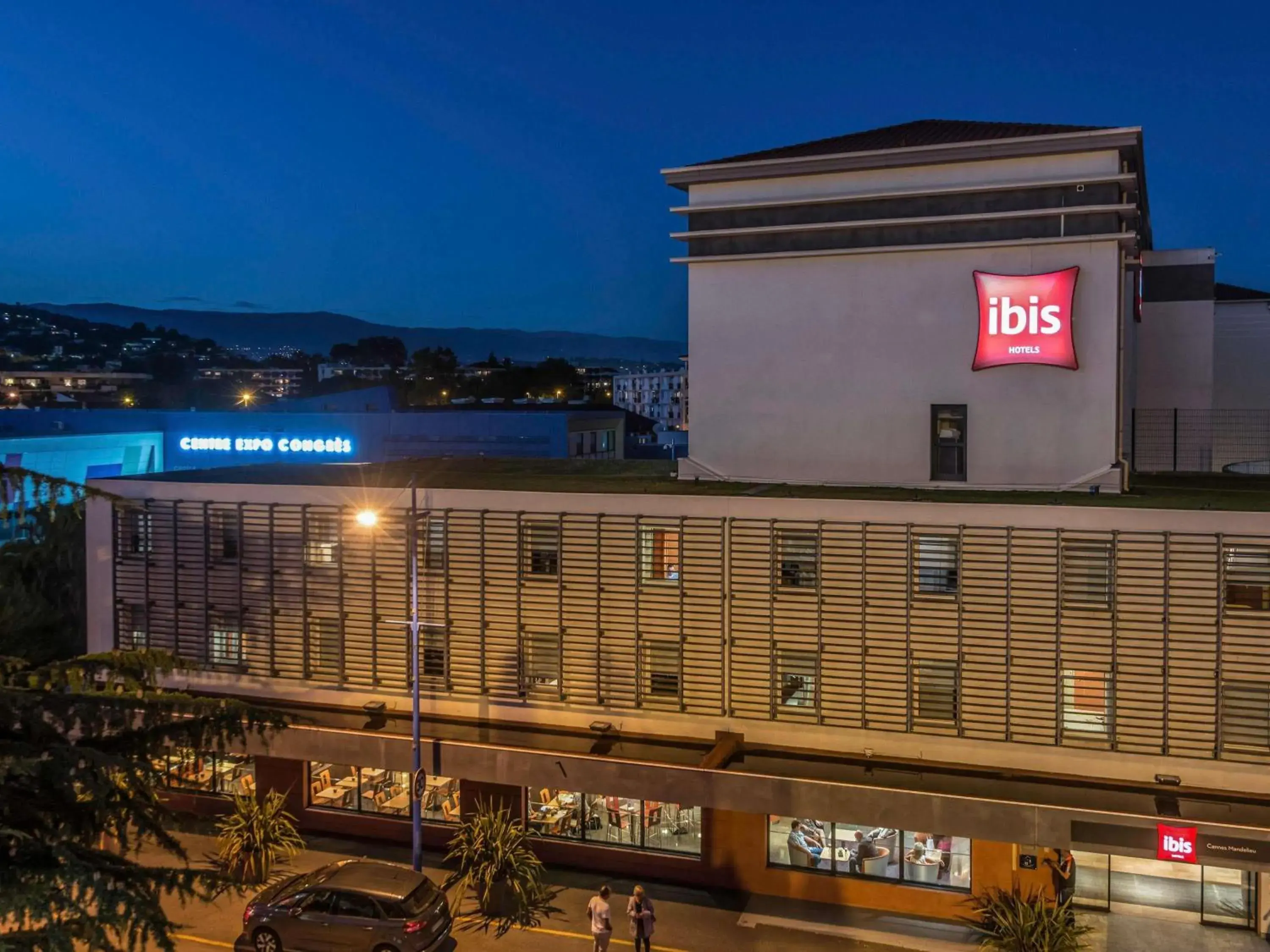 Property building in ibis Cannes Mandelieu Property building in ibis Cannes Mandelieu