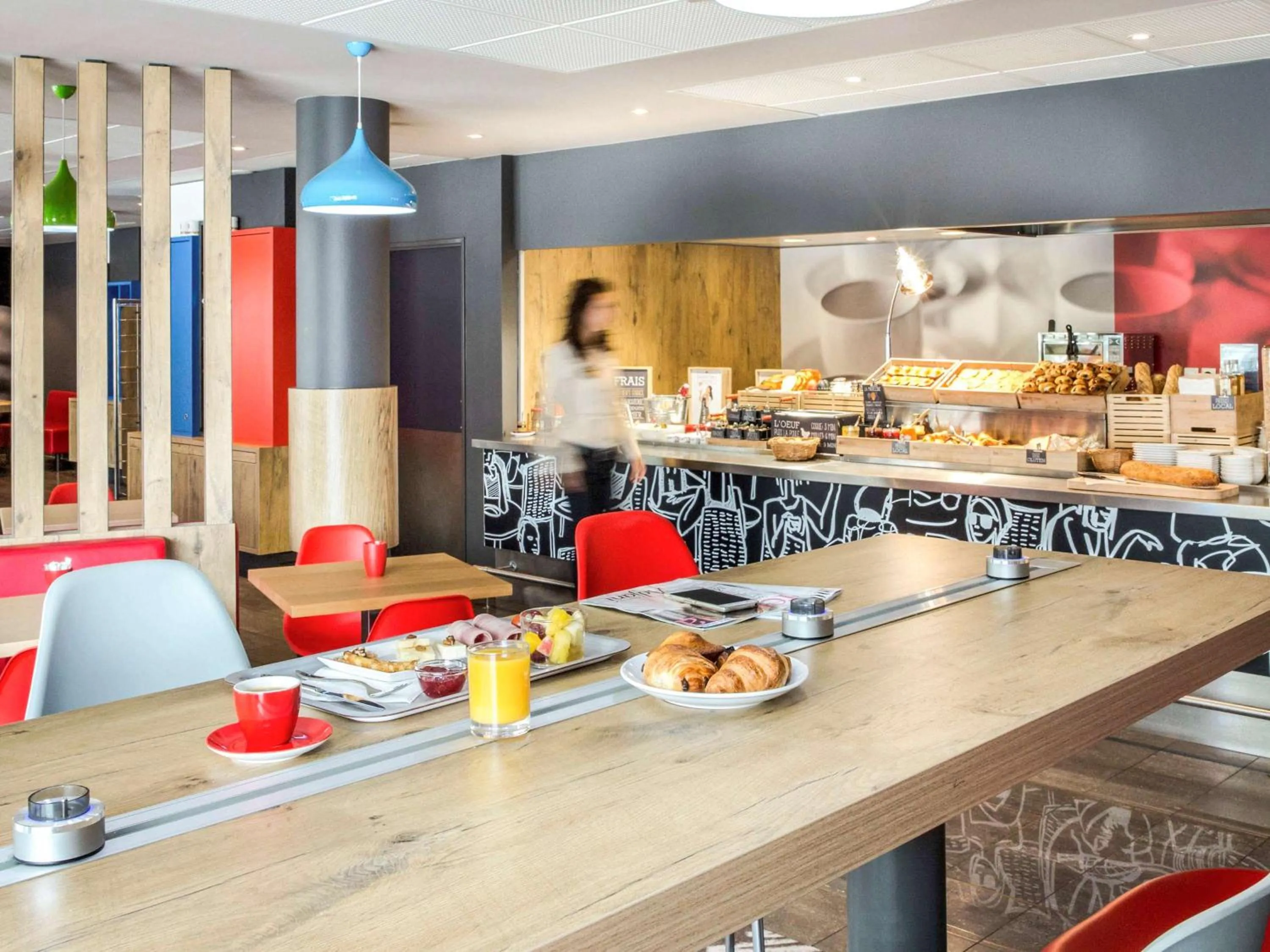 Restaurant/places to eat in ibis Cannes Mandelieu