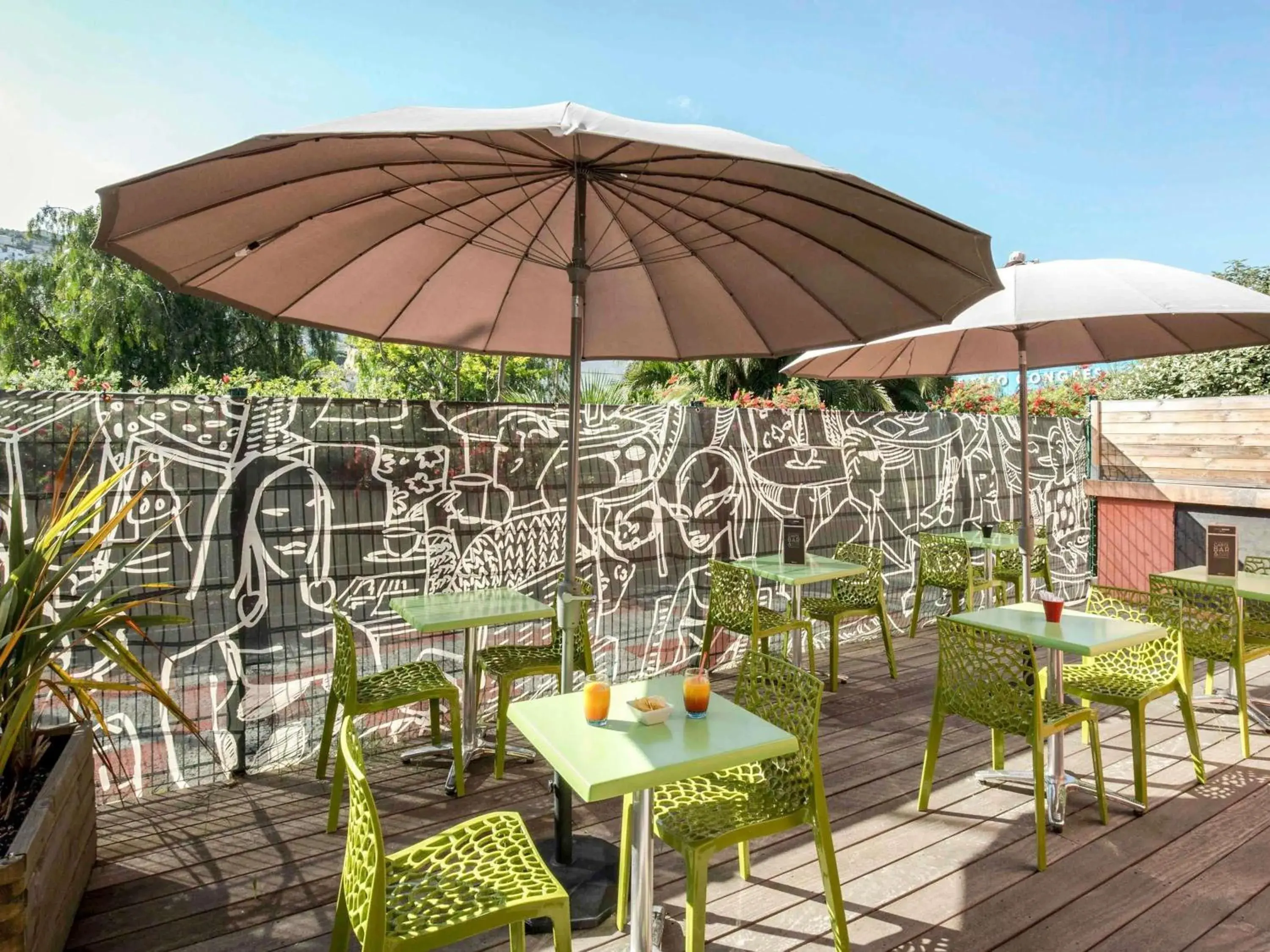 Property building in ibis Cannes Mandelieu Property building in ibis Cannes Mandelieu