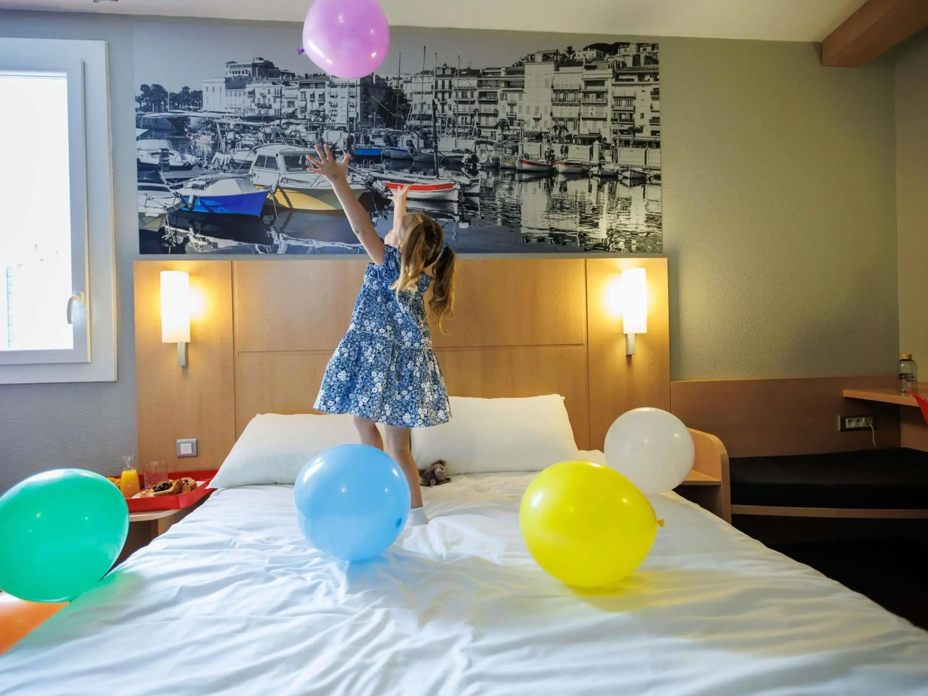 Bedroom, Bed in ibis Cannes Mandelieu Bedroom, Bed in ibis Cannes Mandelieu