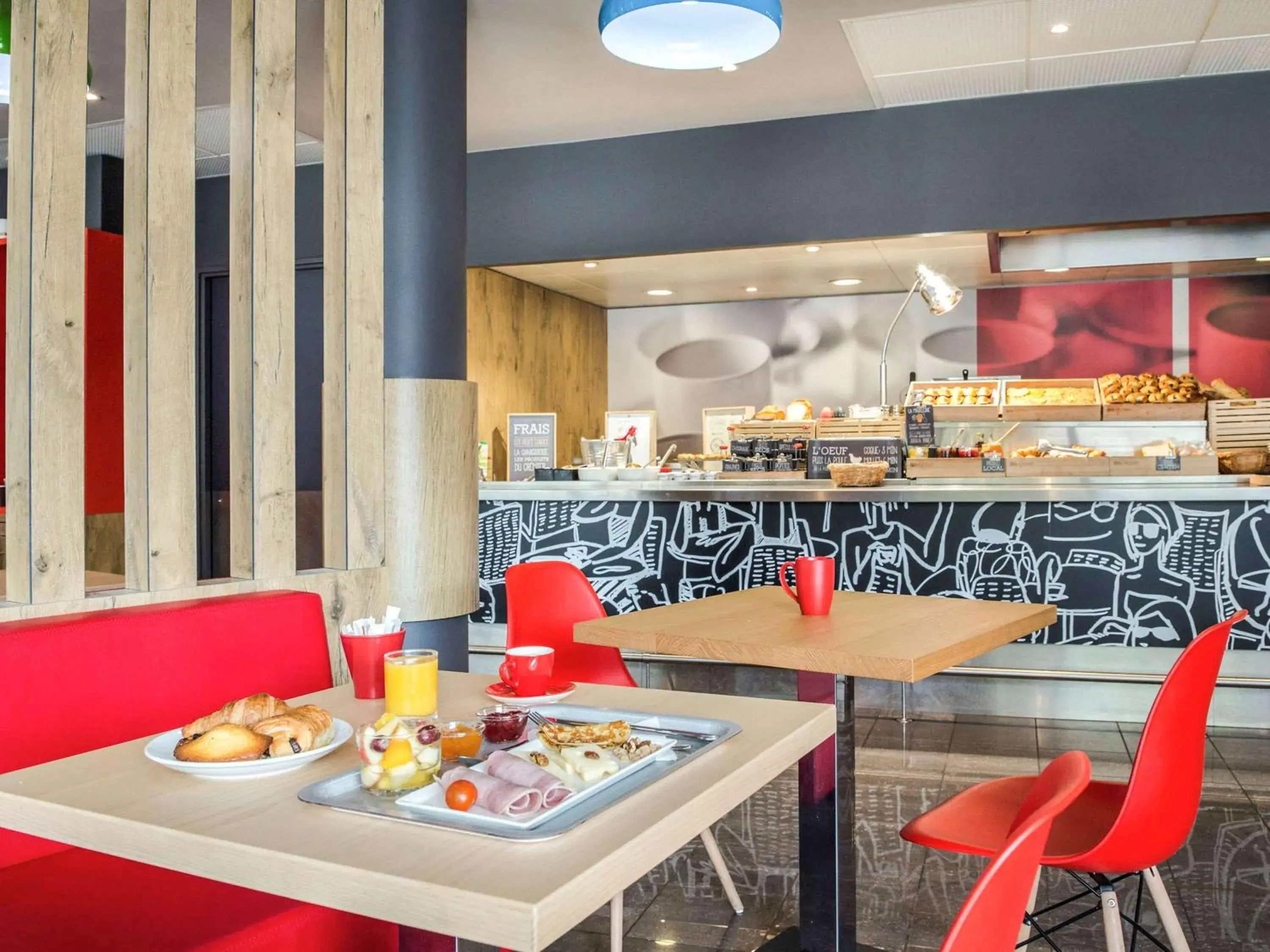 Restaurant/places to eat in ibis Cannes Mandelieu Restaurant/places to eat in ibis Cannes Mandelieu