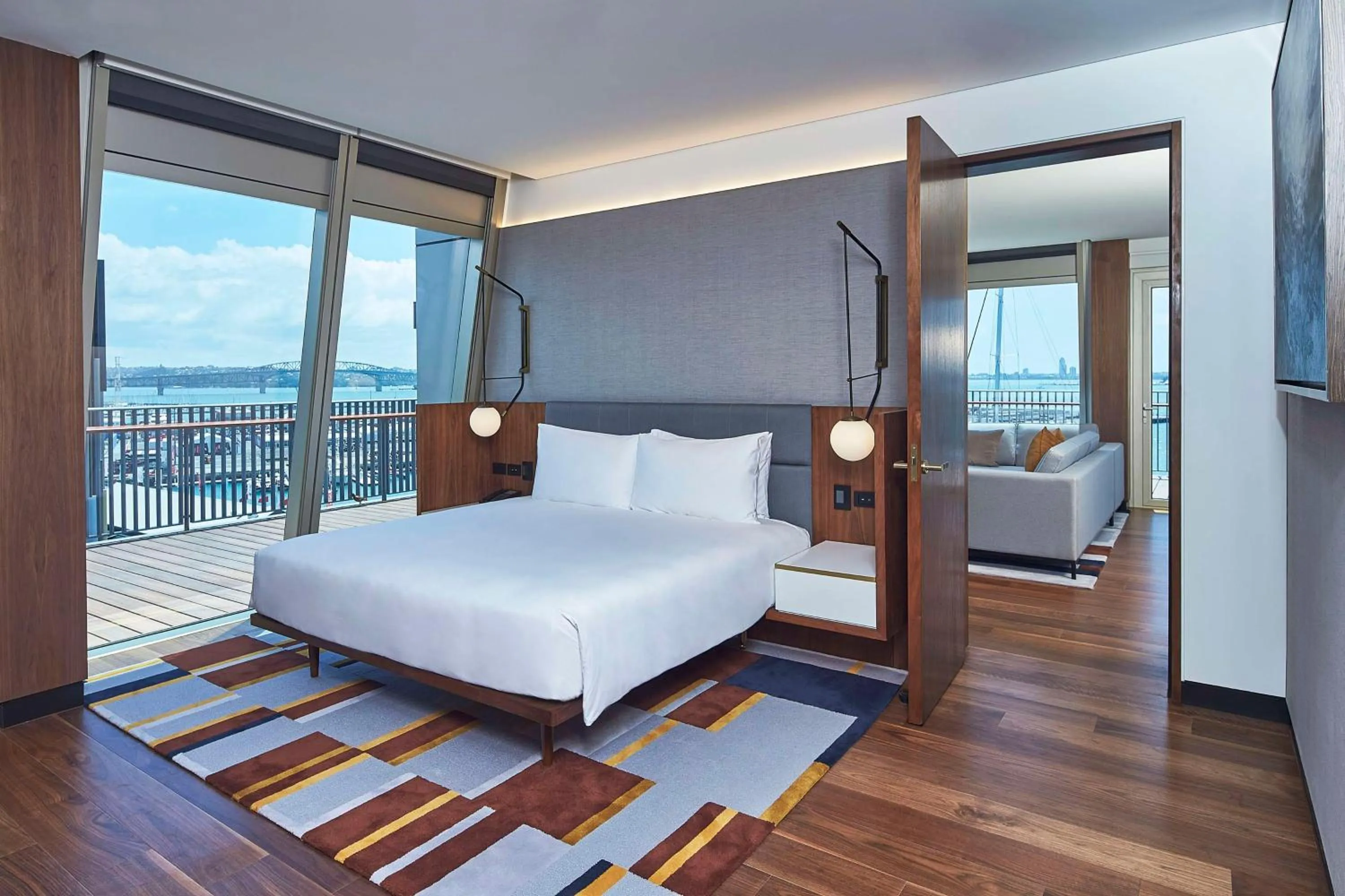 Photo of the whole room, Bed in Park Hyatt Auckland