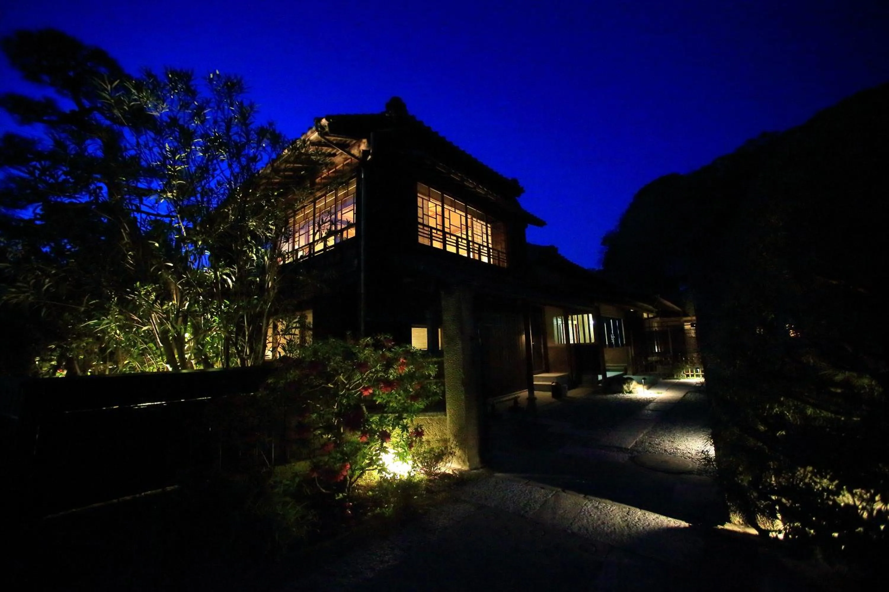 Property building in Kamakura COCON