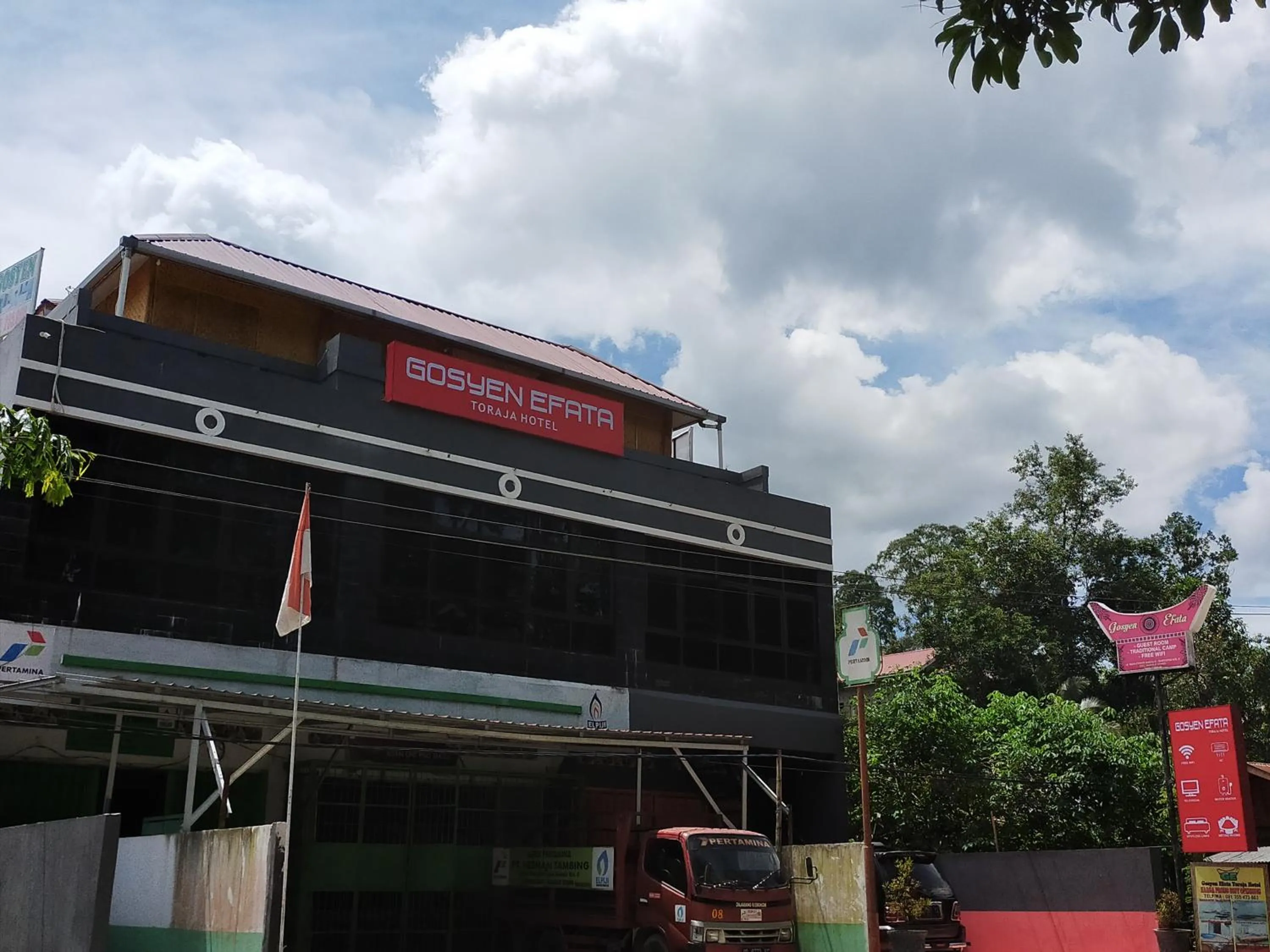 Property building in Gosyen Efata Toraja Hotel