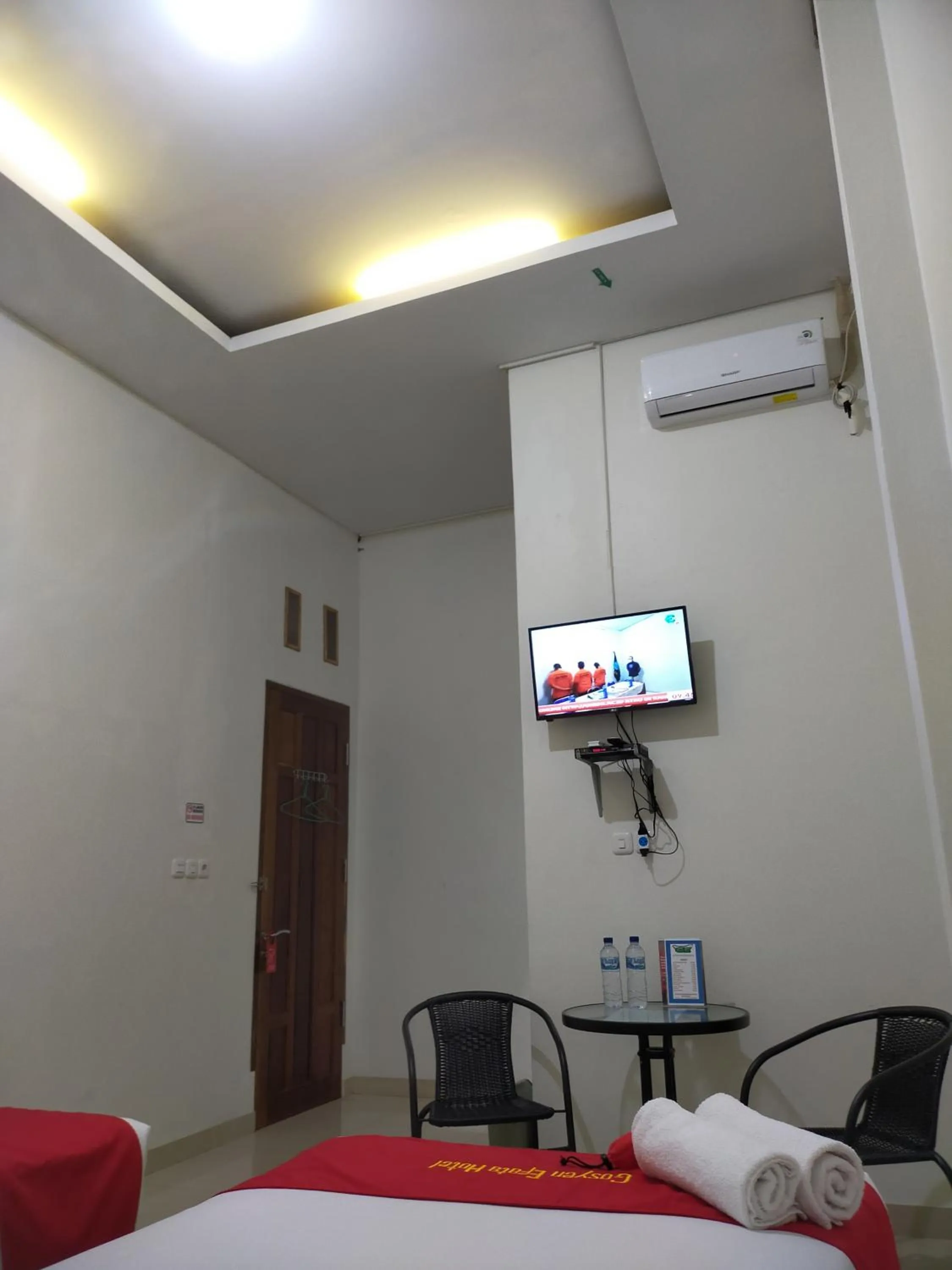 Bed in Gosyen Efata Toraja Hotel