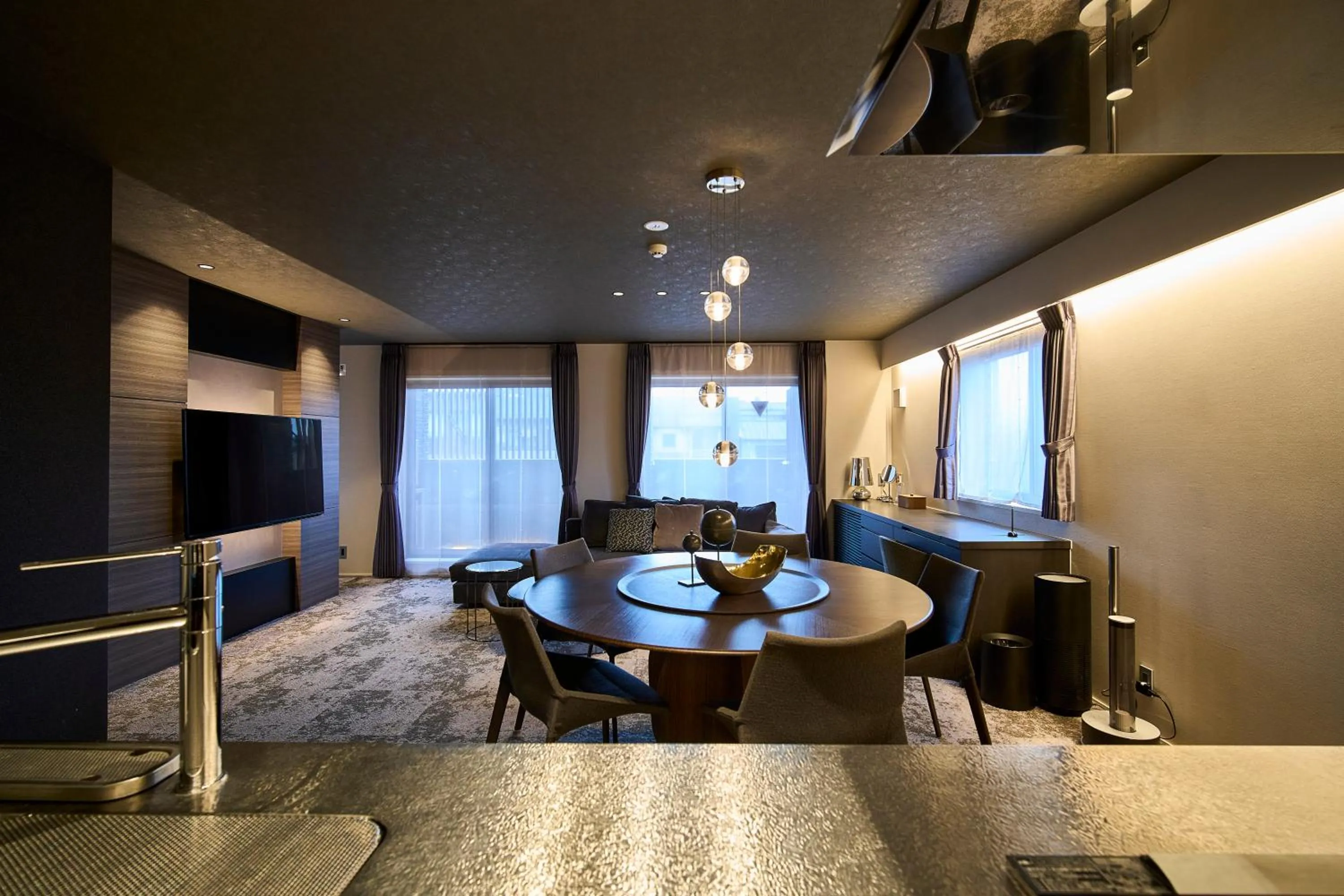 Living room in HOTEL MASTAY jingumichi