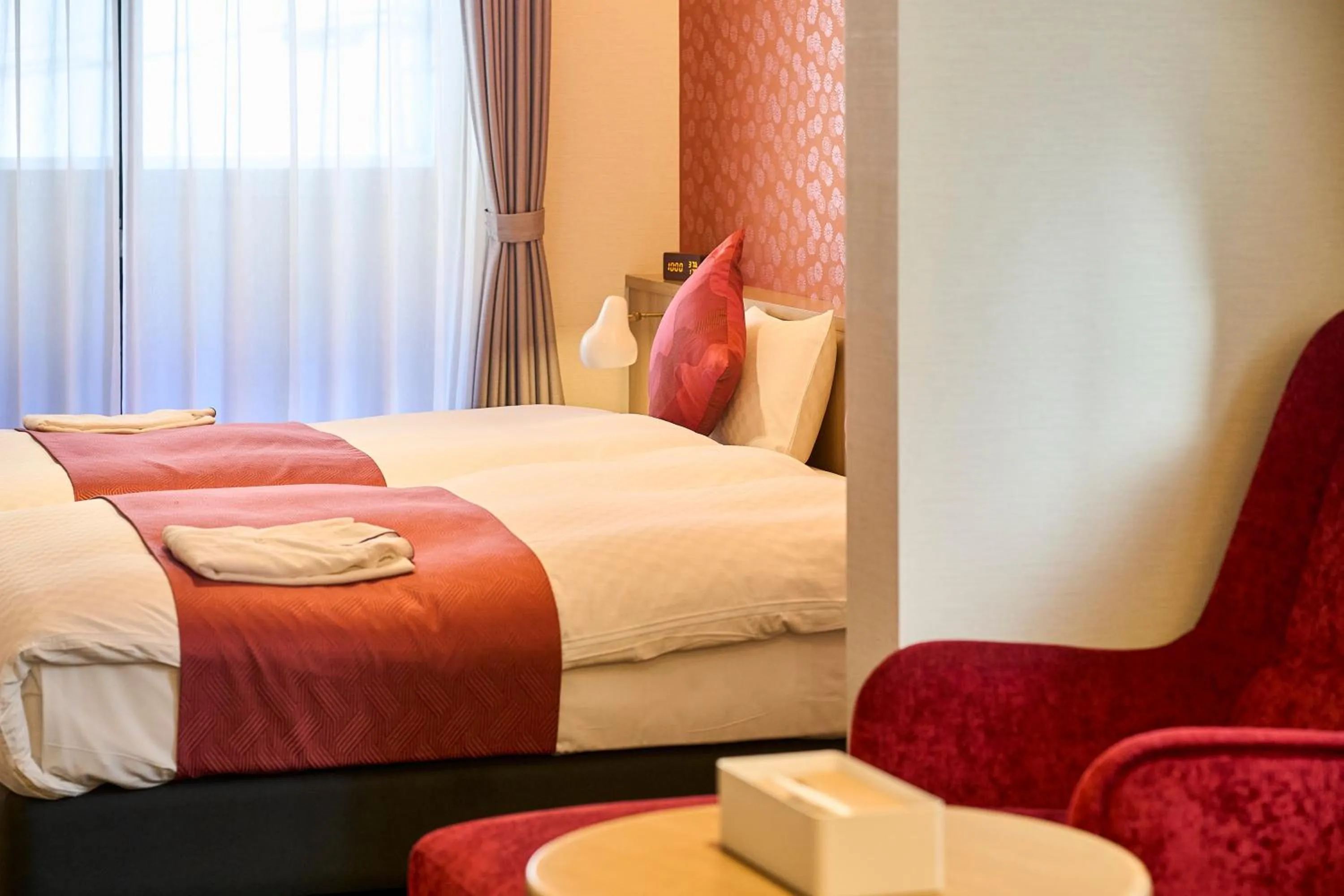 Bed in HOTEL MASTAY jingumichi