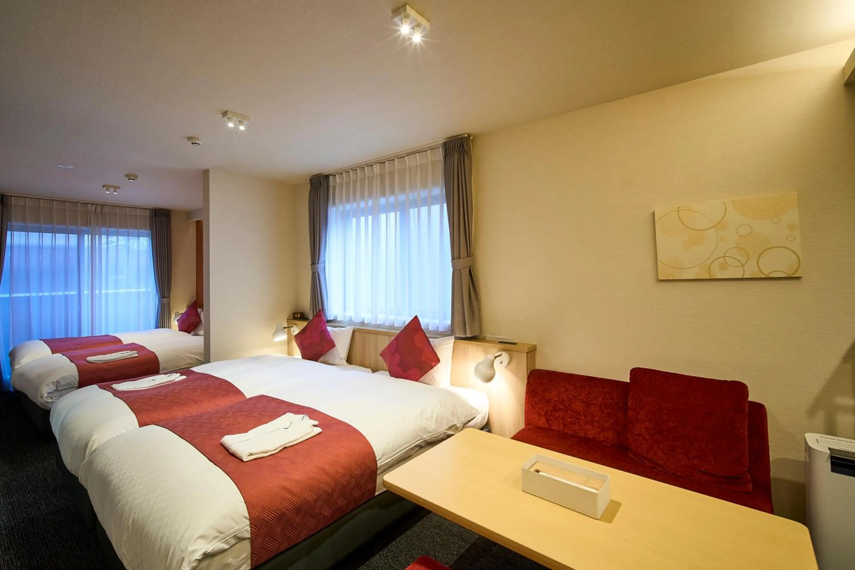 Bed in HOTEL MASTAY jingumichi