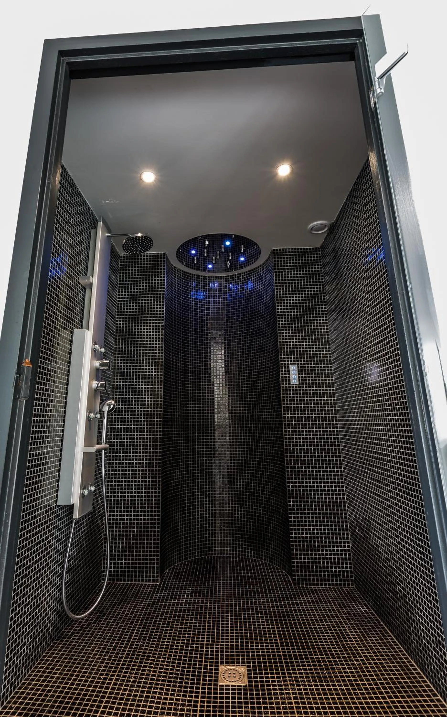 Bathroom in Le Parc Des Fees Hôtel Retaurant & Spa