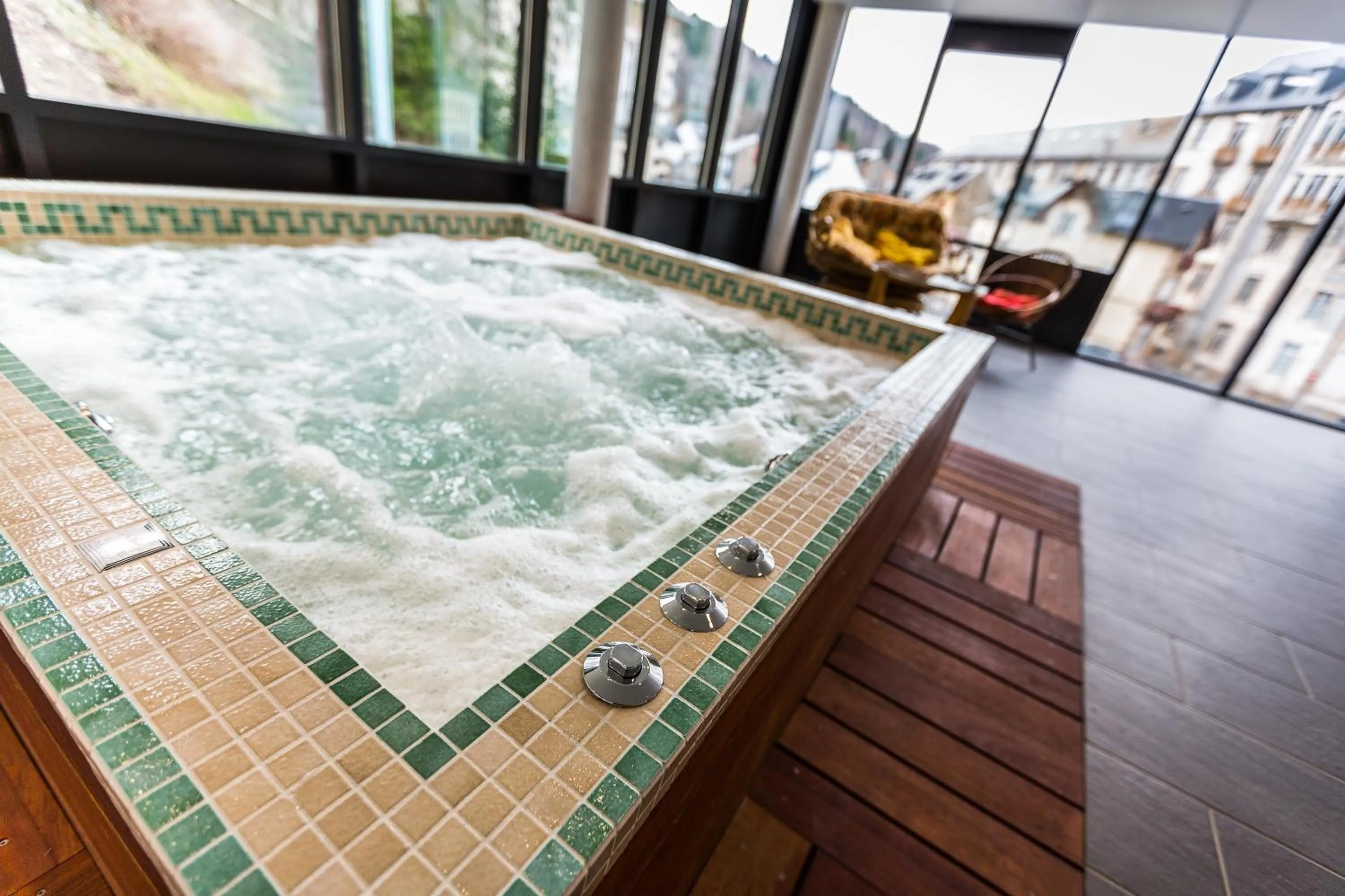 Spa and wellness centre/facilities in Le Parc Des Fees Hôtel Retaurant & Spa