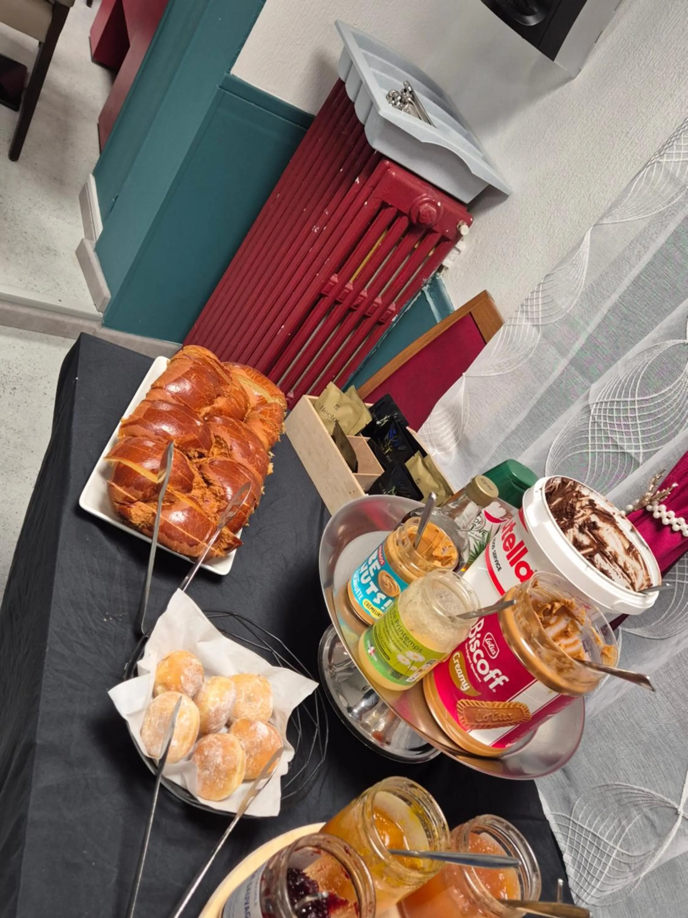 Buffet breakfast in Logis Hôtel Restaurant Clair Cottage, Chisseaux - Chenonceaux