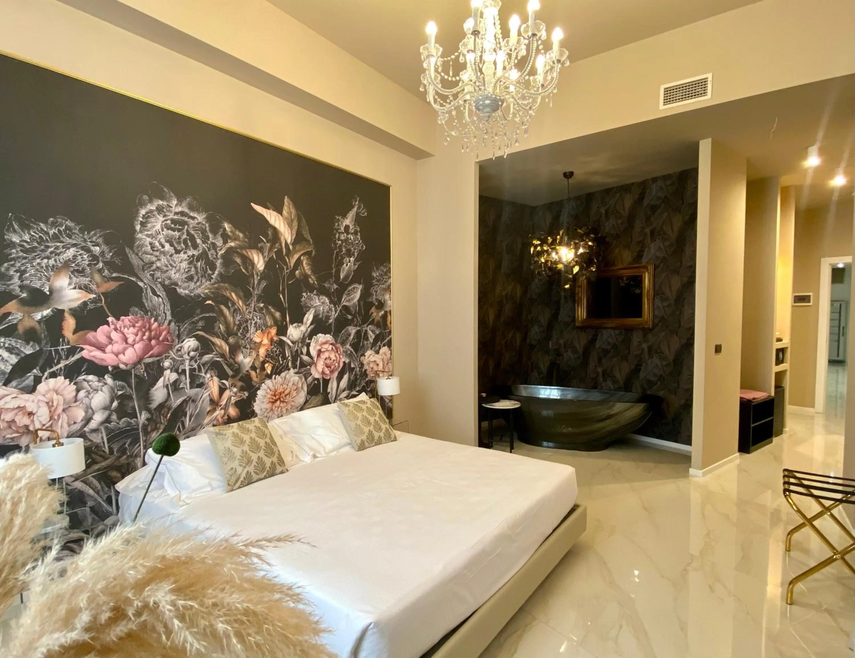 Bed in INTOMILAN Galleria Duomo I Boutique & Design Aparthotel