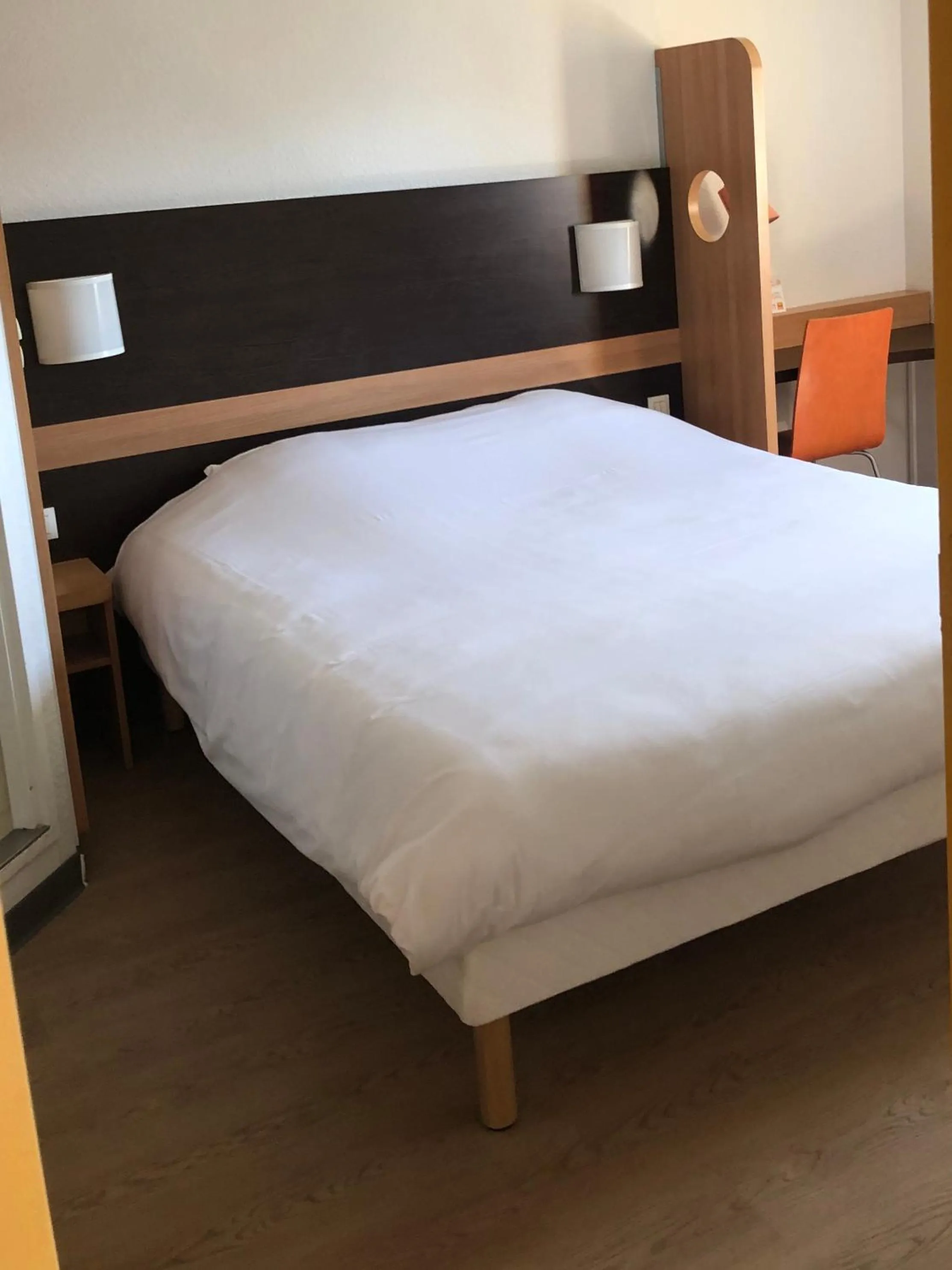 Bedroom, Bed in Première Classe Annemasse Ville La Grand