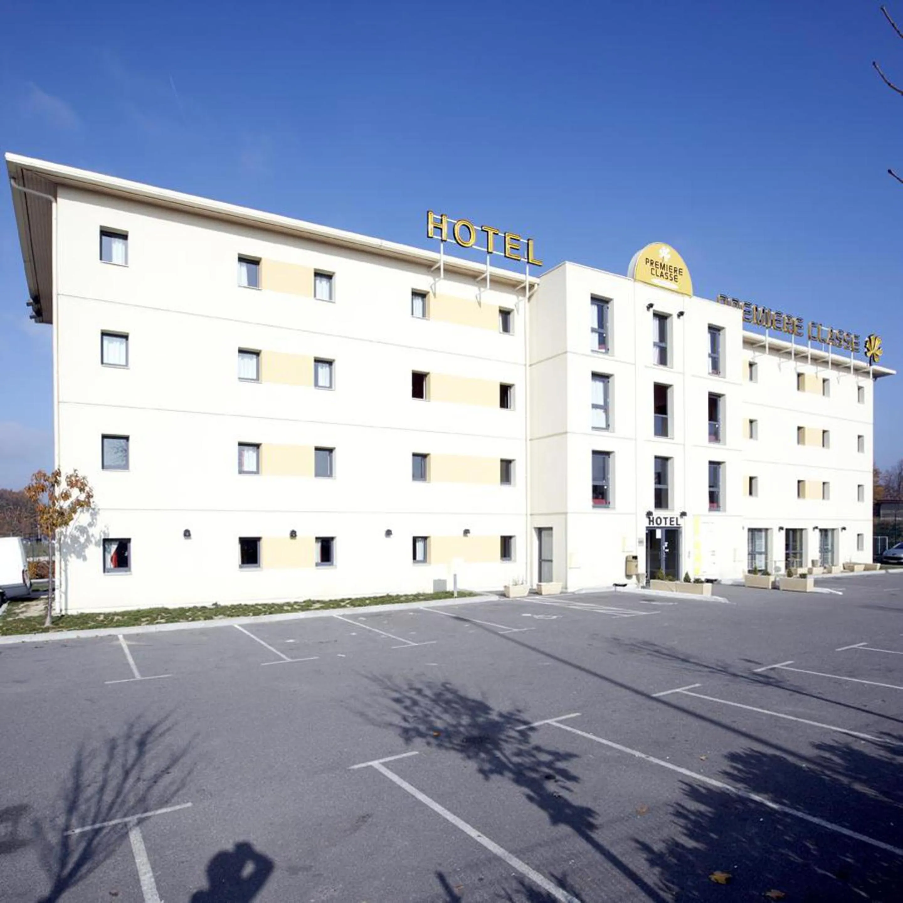 Facade/entrance in Première Classe Annemasse Ville La Grand