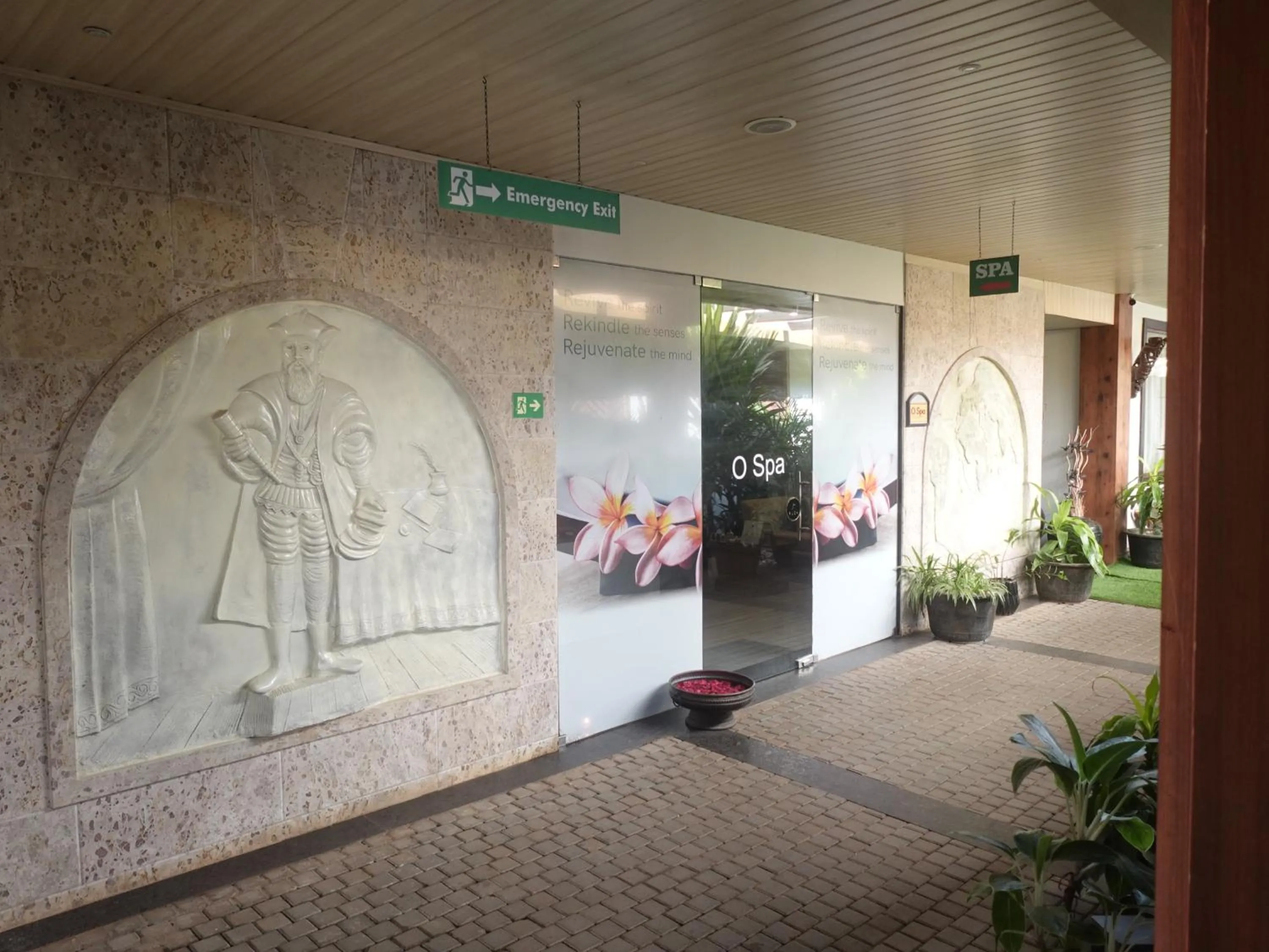 Spa and wellness centre/facilities in Sobit Sarovar Portico