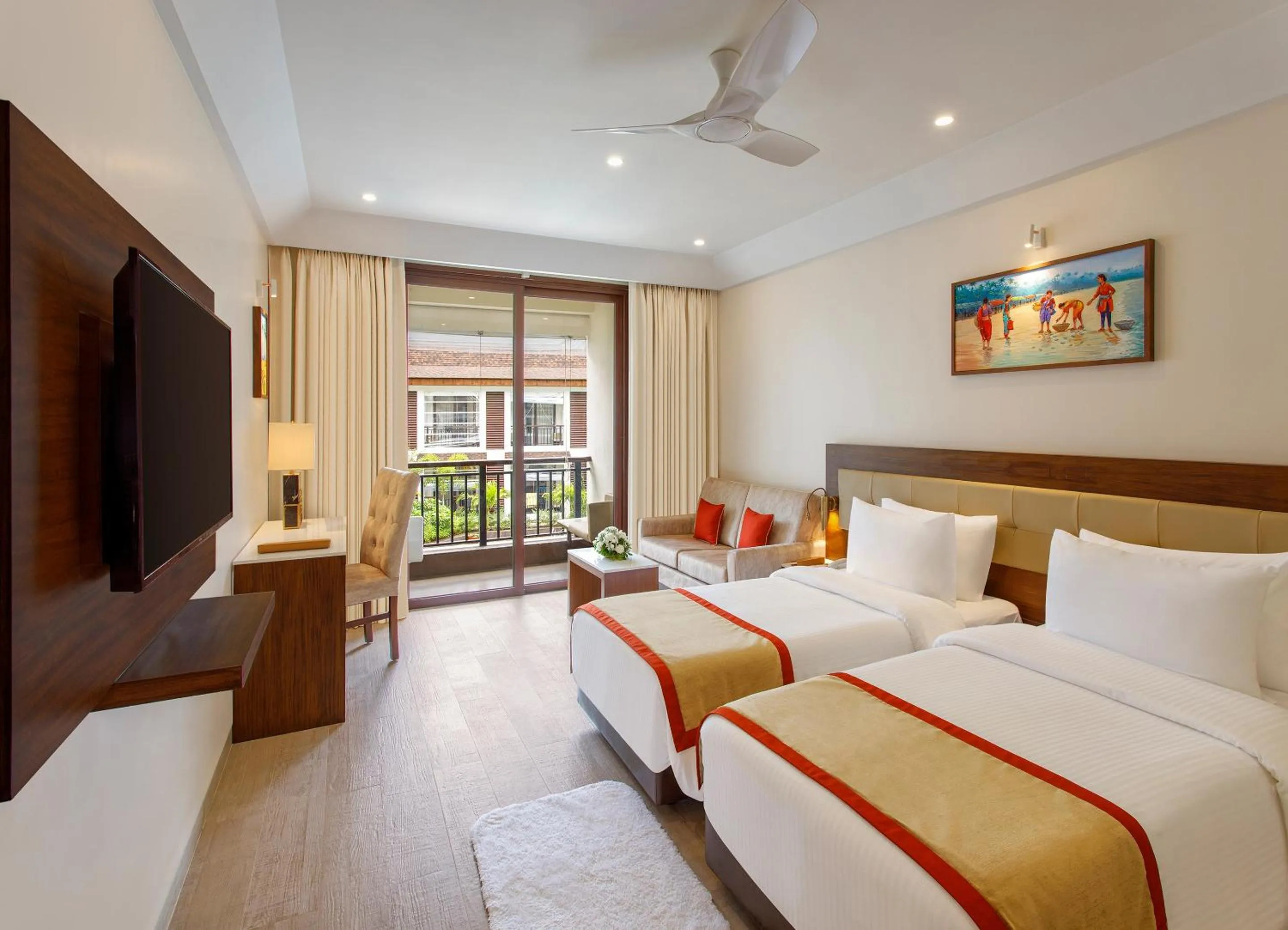 Photo of the whole room, Bed in Sobit Sarovar Portico