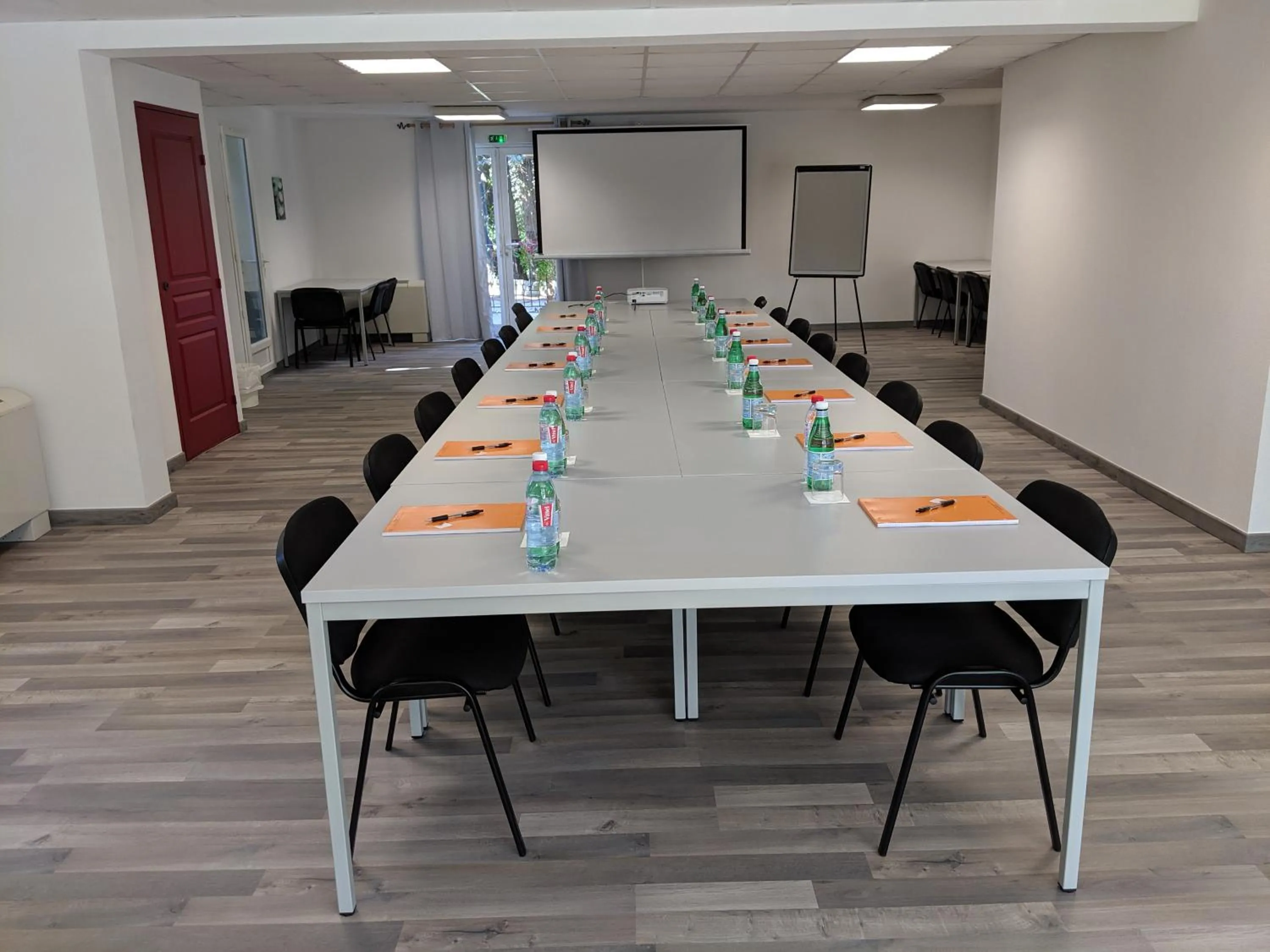 Business facilities in Hôtel Le Pradet