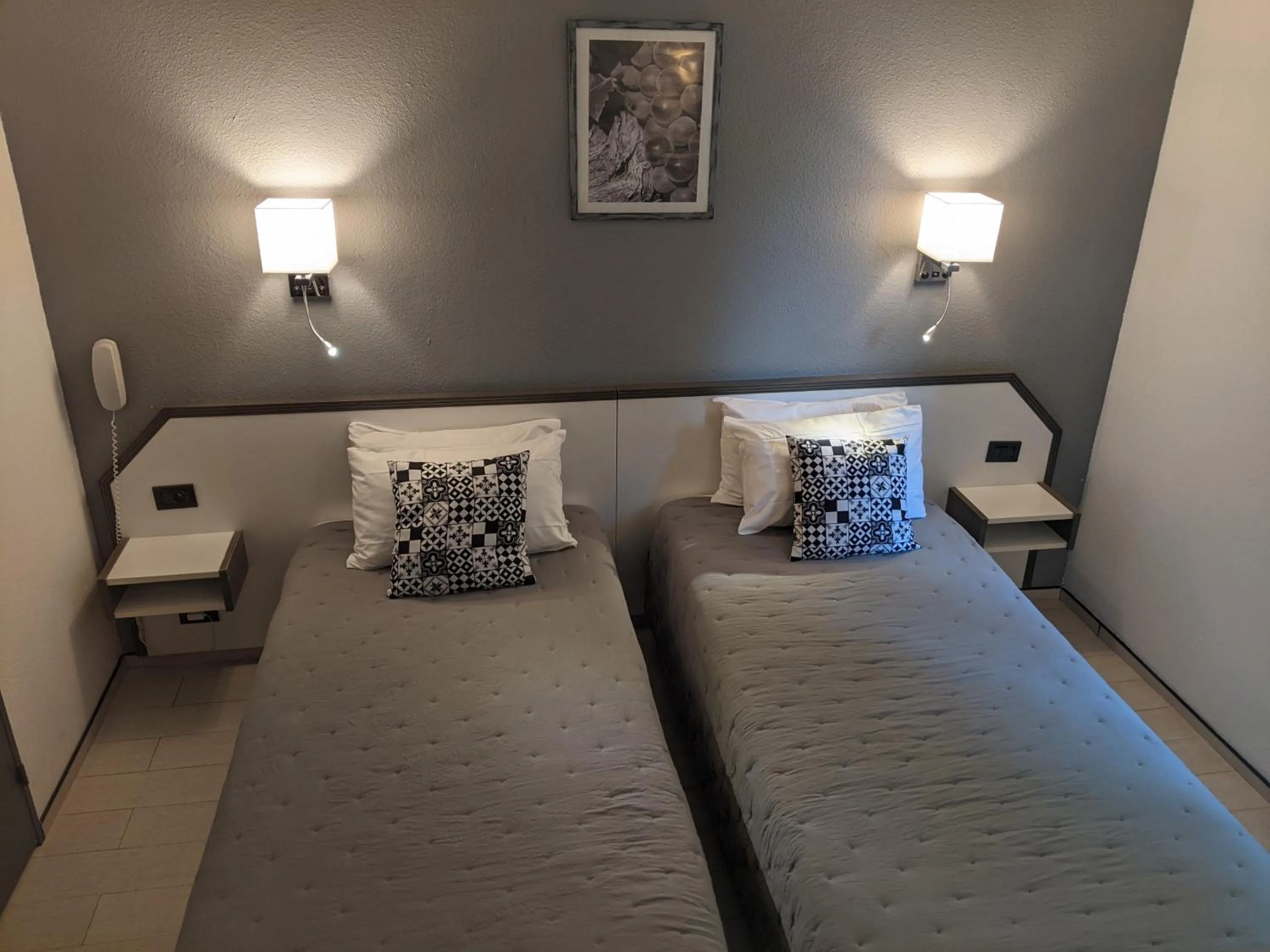 Bedroom, Bed in Hôtel Le Pradet