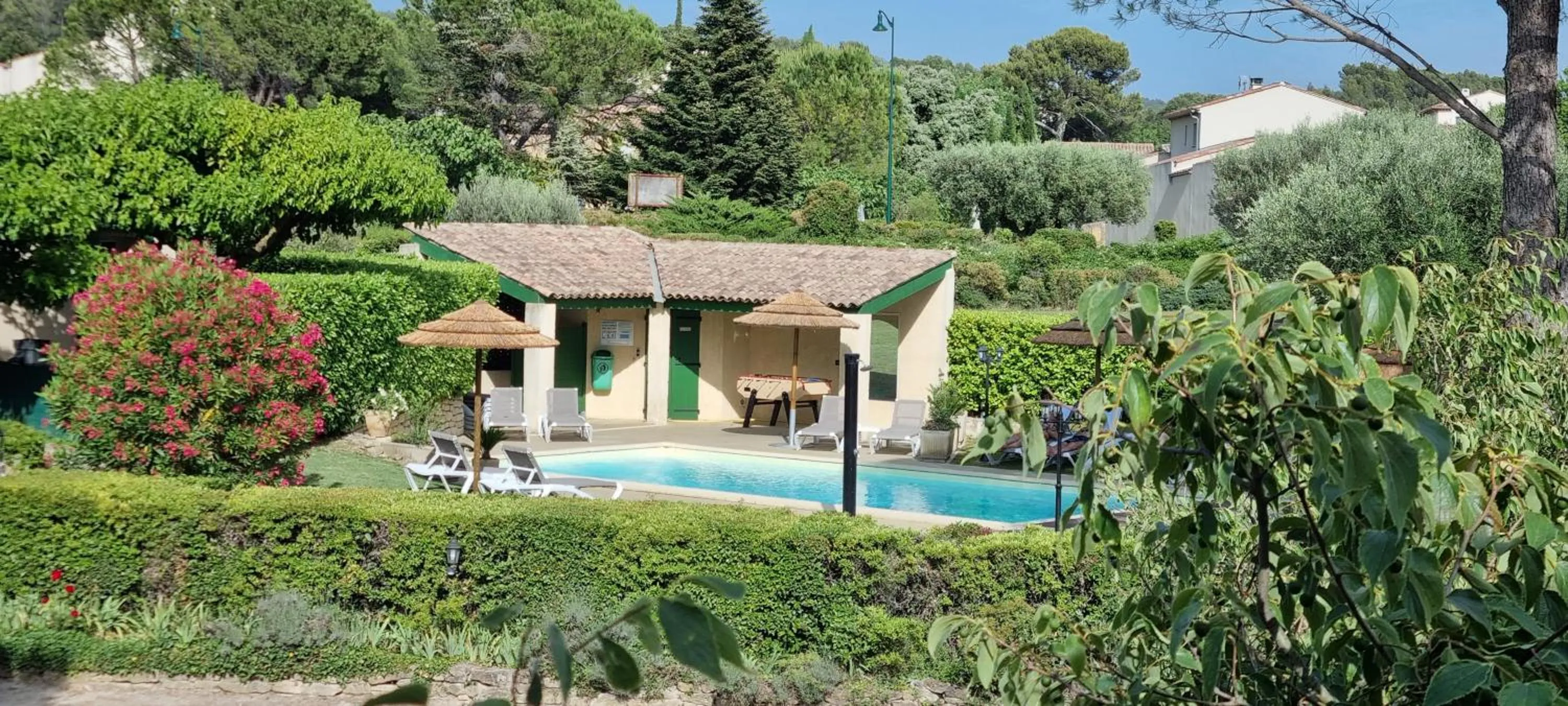 Swimming pool in Hôtel Le Pradet