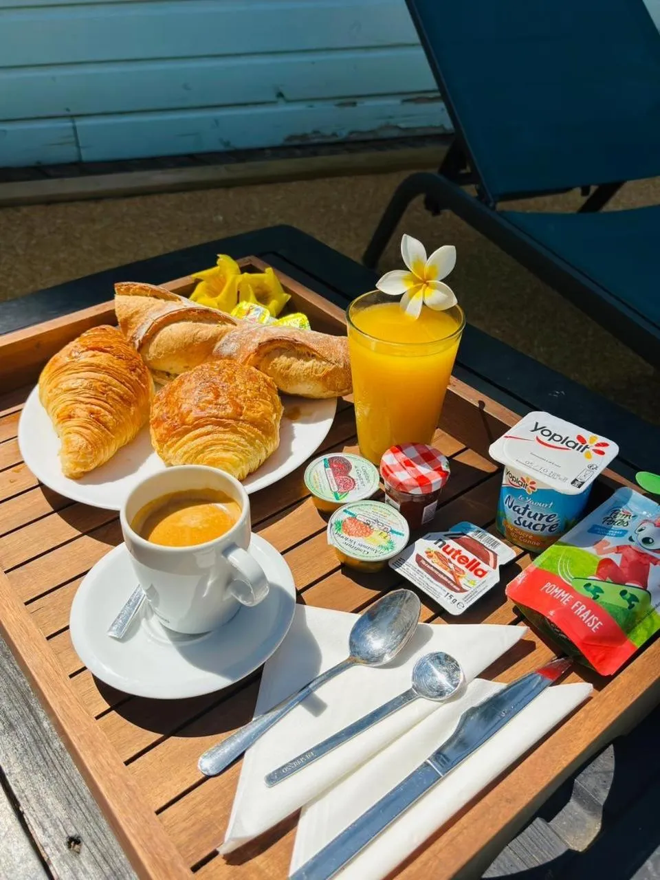 Breakfast in Hôtel Coco Island