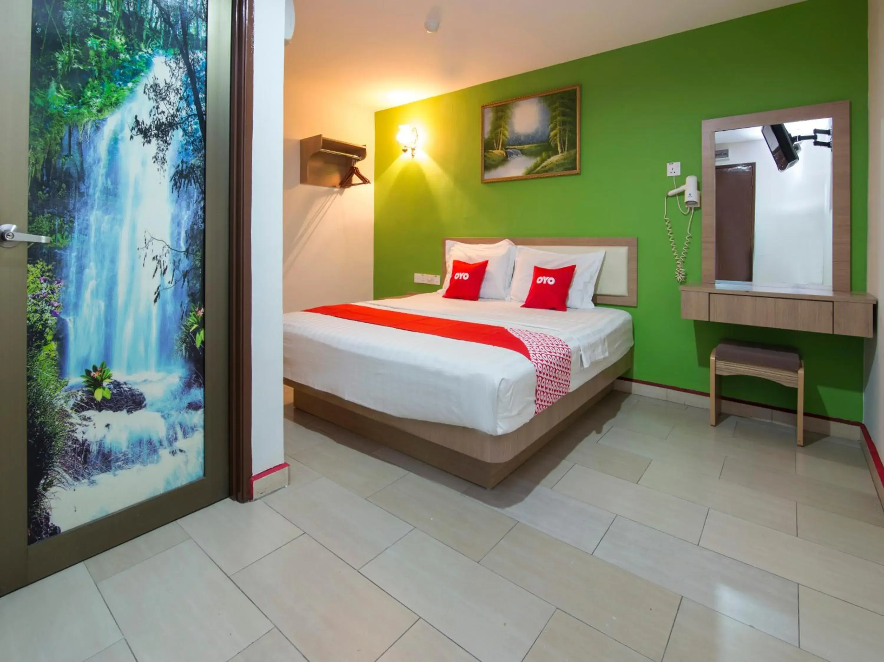 Standard King Room in Super OYO 44088 Valley View Hotel Standard King Room in Super OYO 44088 Valley View Hotel