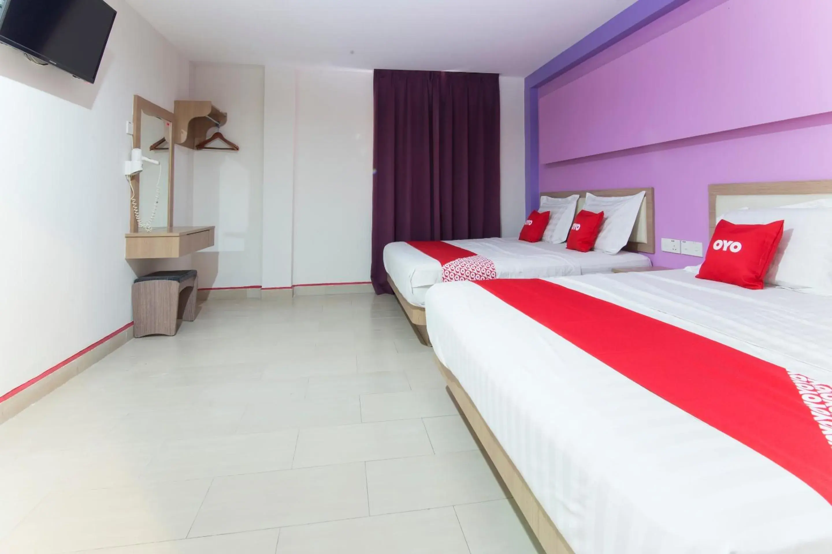 Bedroom, Bed in Valley View Hotel Bedroom, Bed in Valley View Hotel